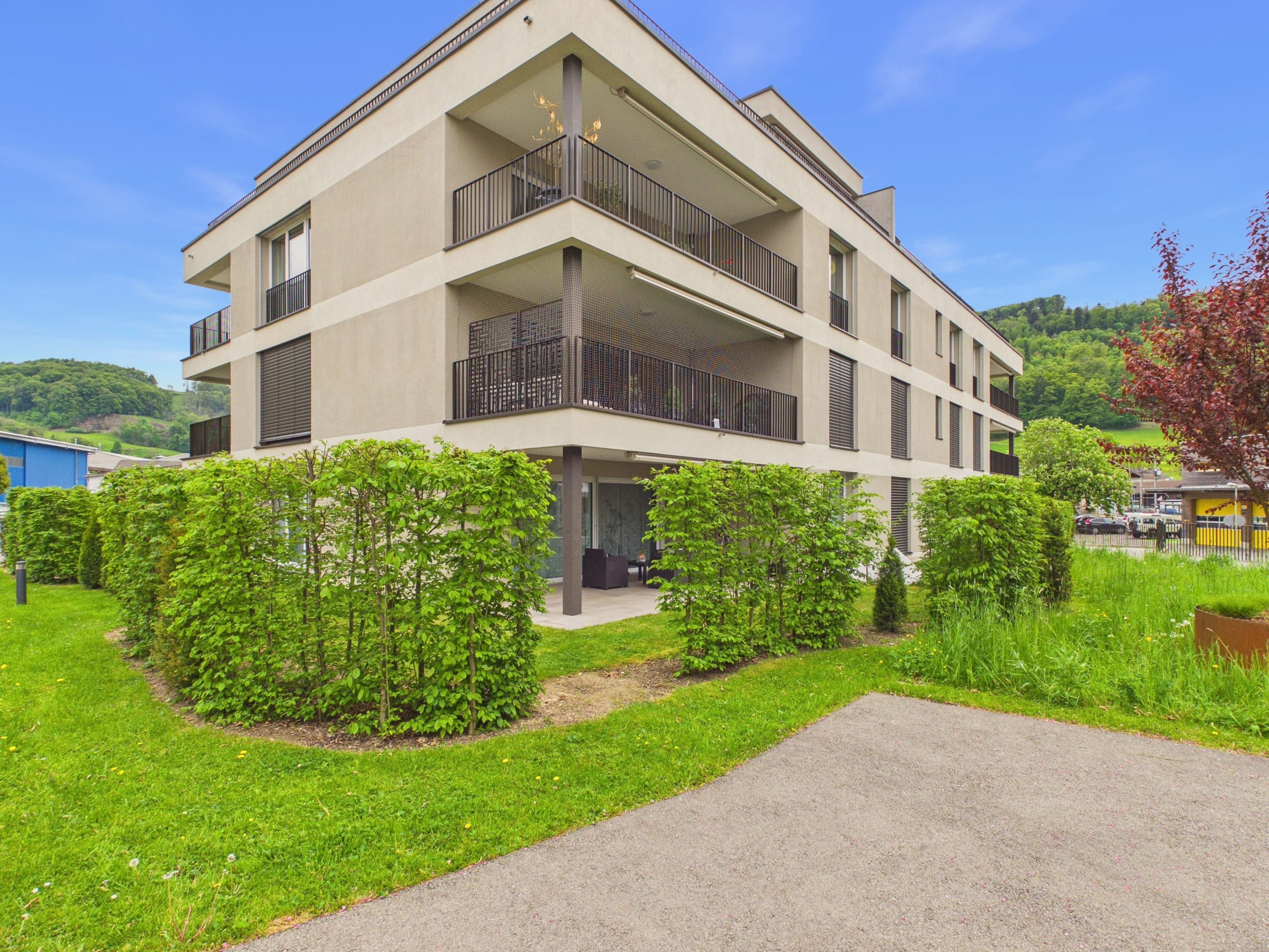 *RESERVIERT*Moderne 4.5-Zimmer-Wohnung mit Garten in Läufelfingen kaufen