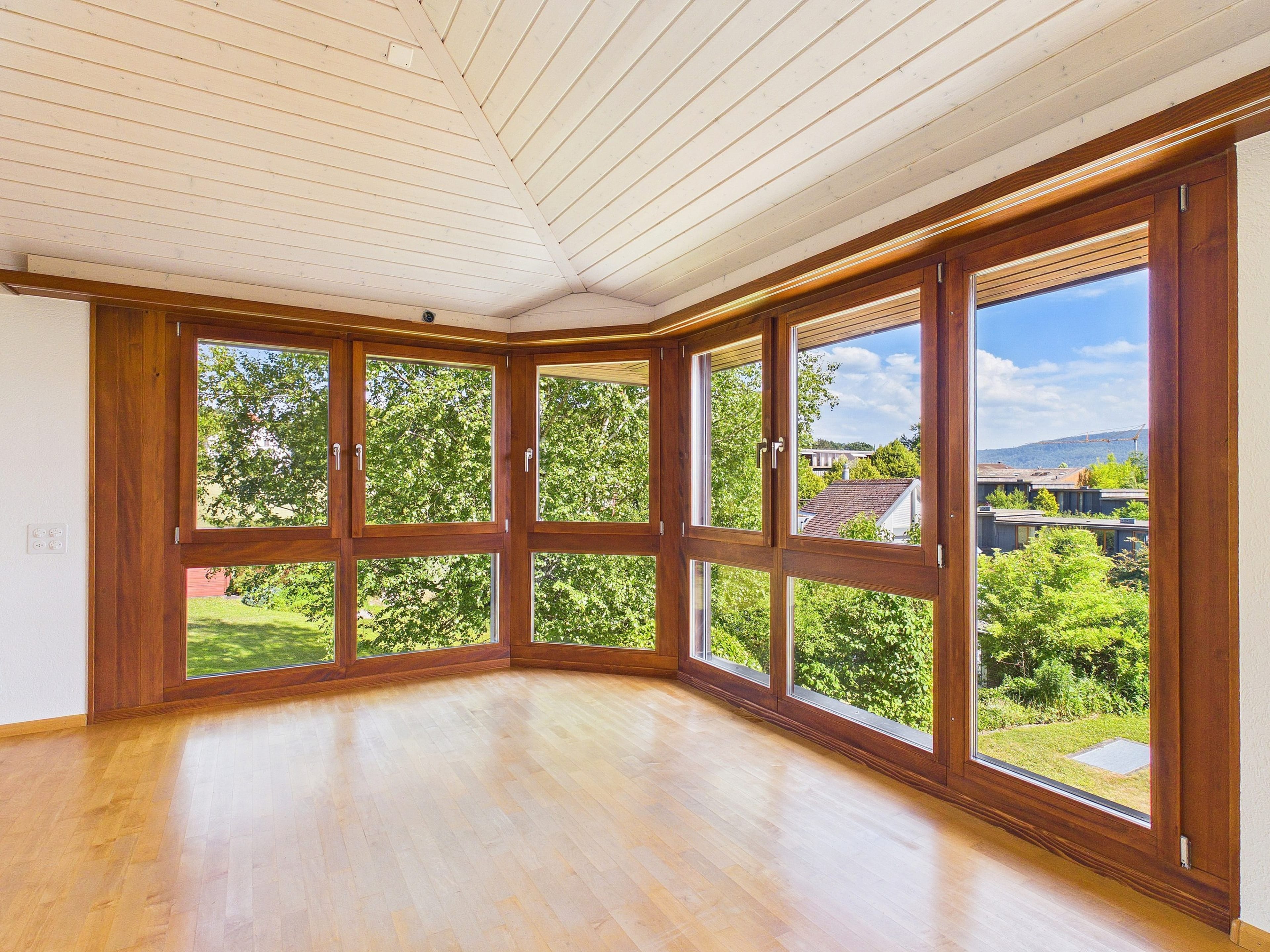 10.5-Zimmer-Einfamilienhaus mit Aussicht - 6
