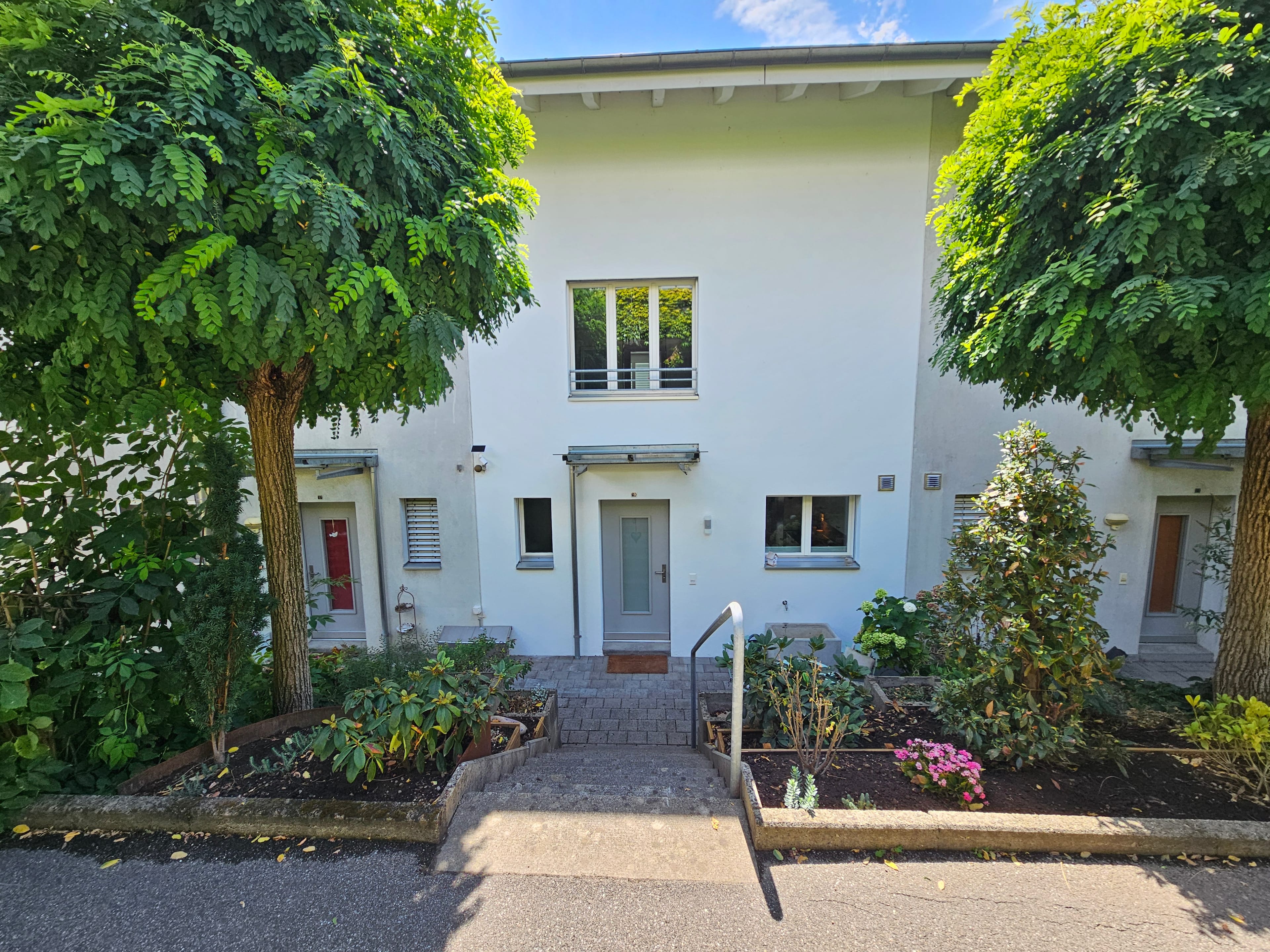 5.5-Zi.-Reihen-Mittelhaus mit zwei Terrassen in Neuenegg kaufen
