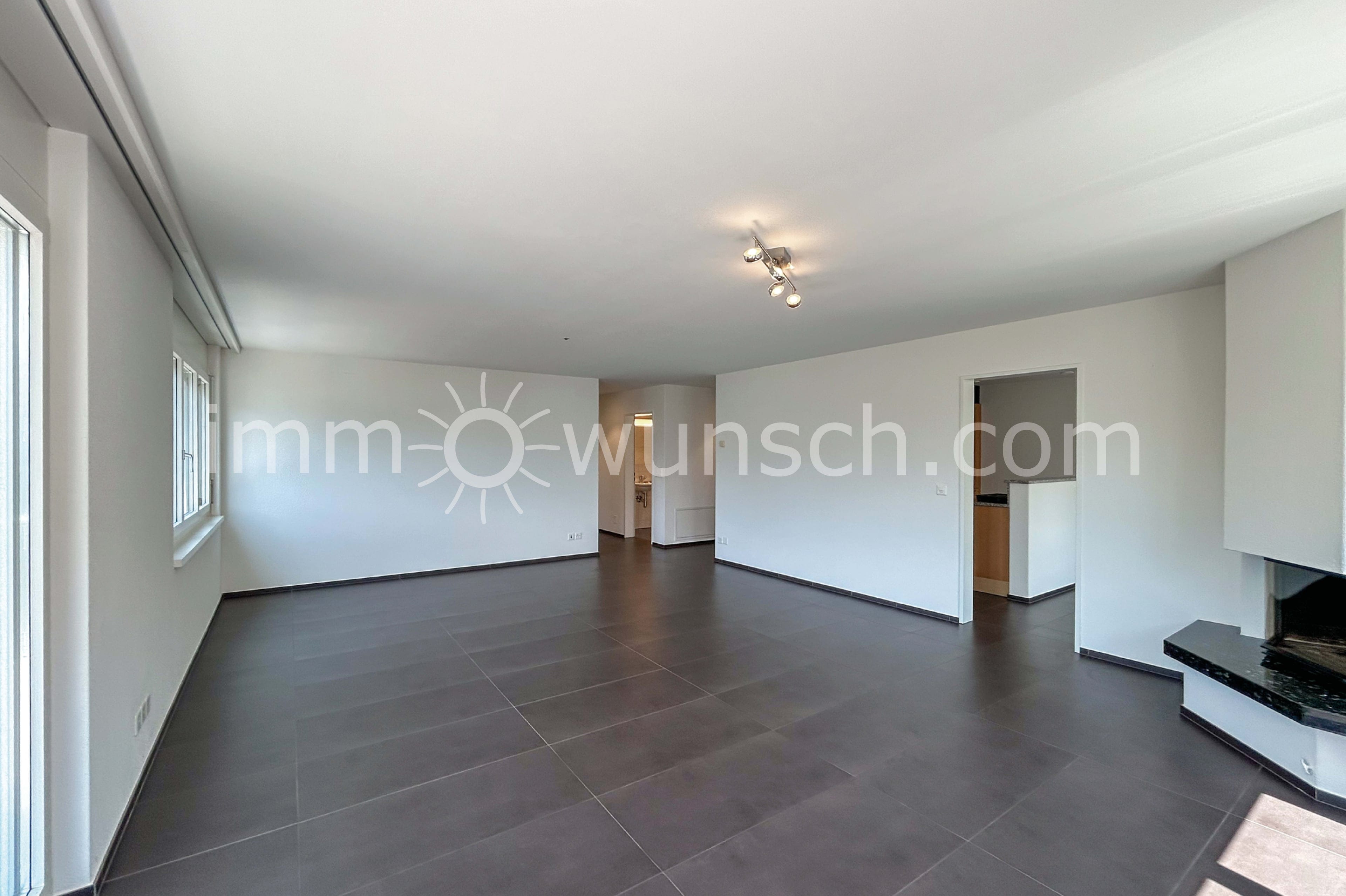 Exklusive 4 ½ Zi. EGTW mit traumhafter Seesicht in Walchwil - 3