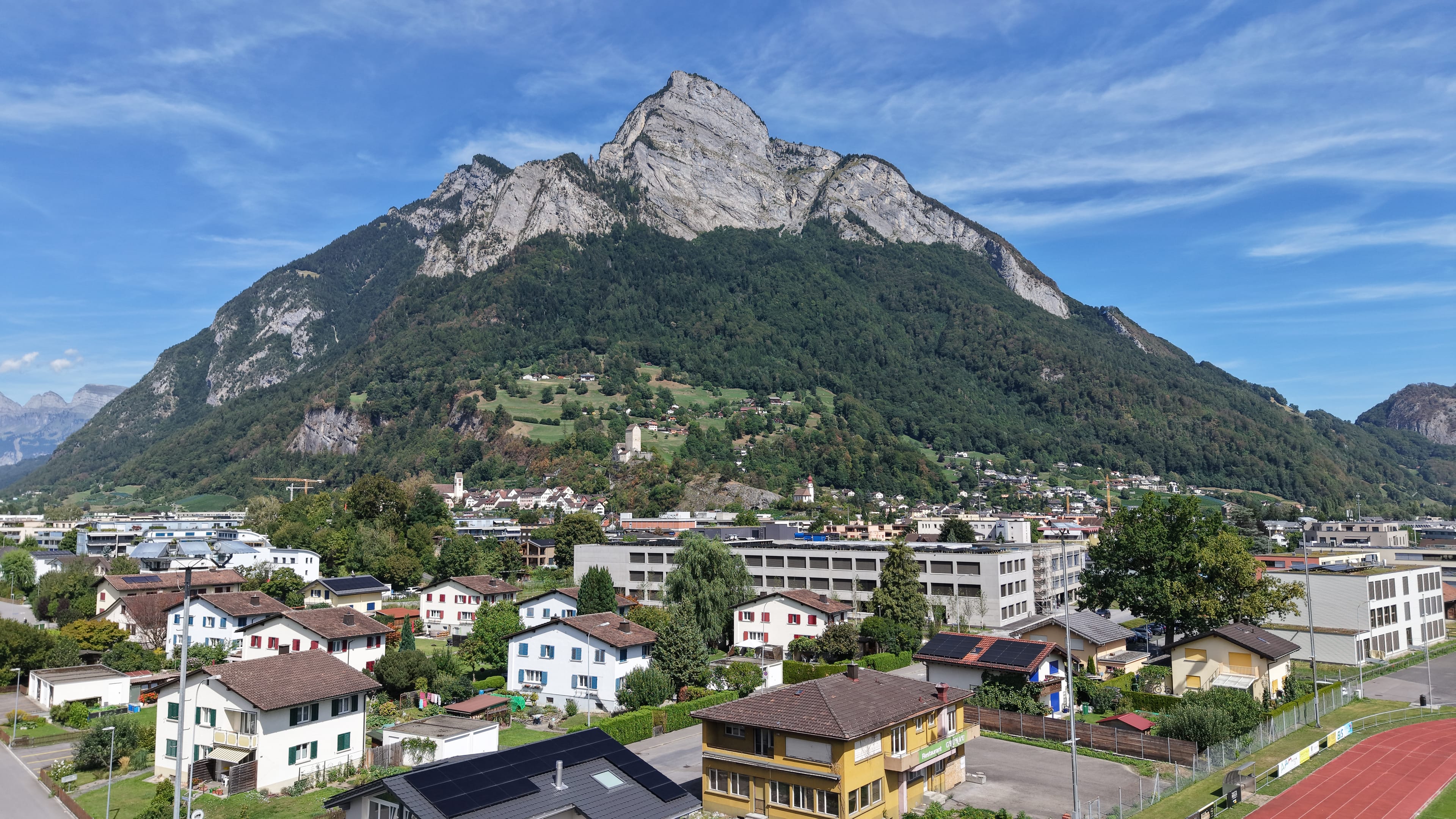 Saniertes Mehrfamilienhaus mit 3 Einheiten zentral in Sargans - 29