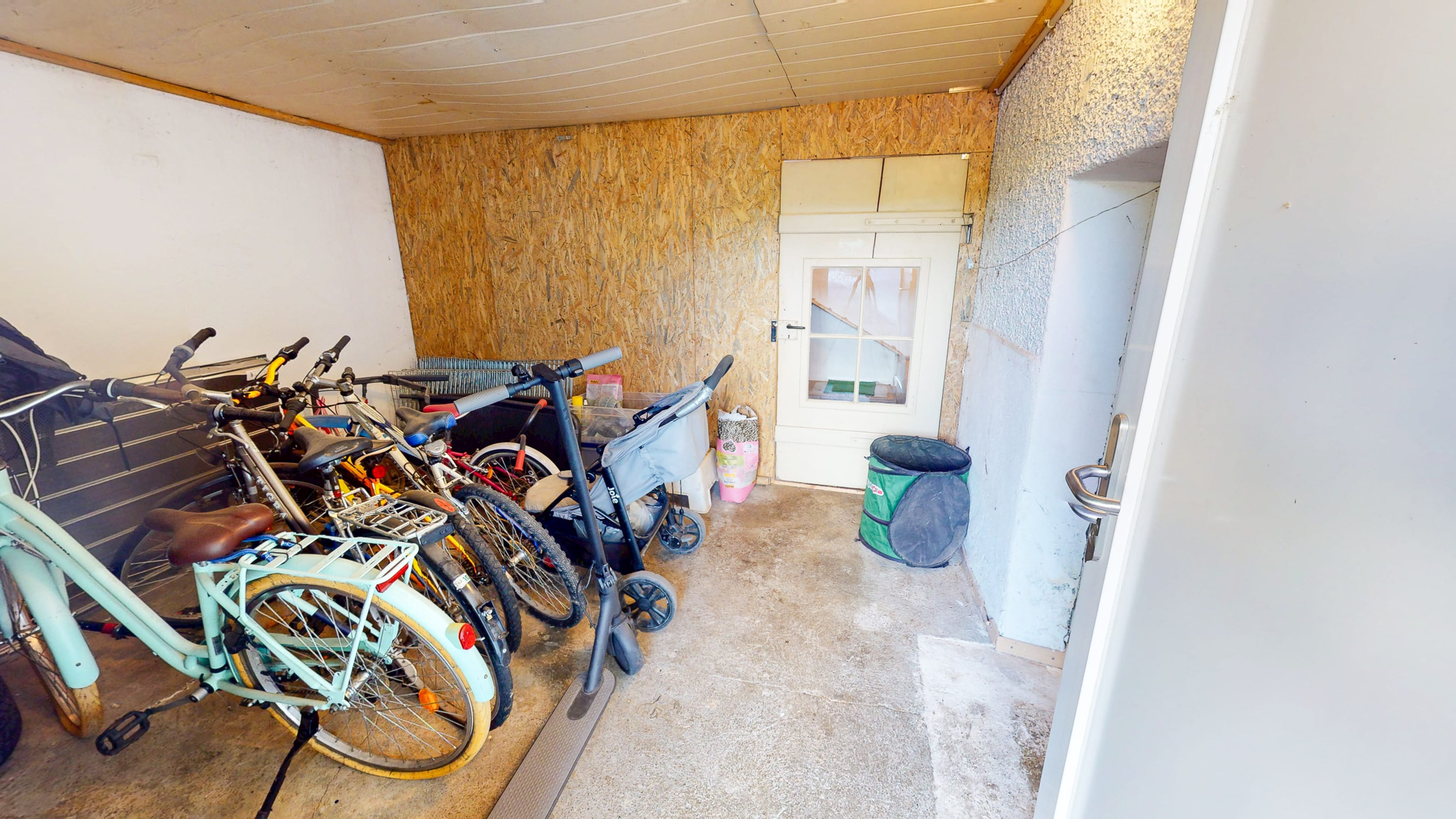 Saniertes Mehrfamilienhaus mit 3 Einheiten zentral in Sargans - 26