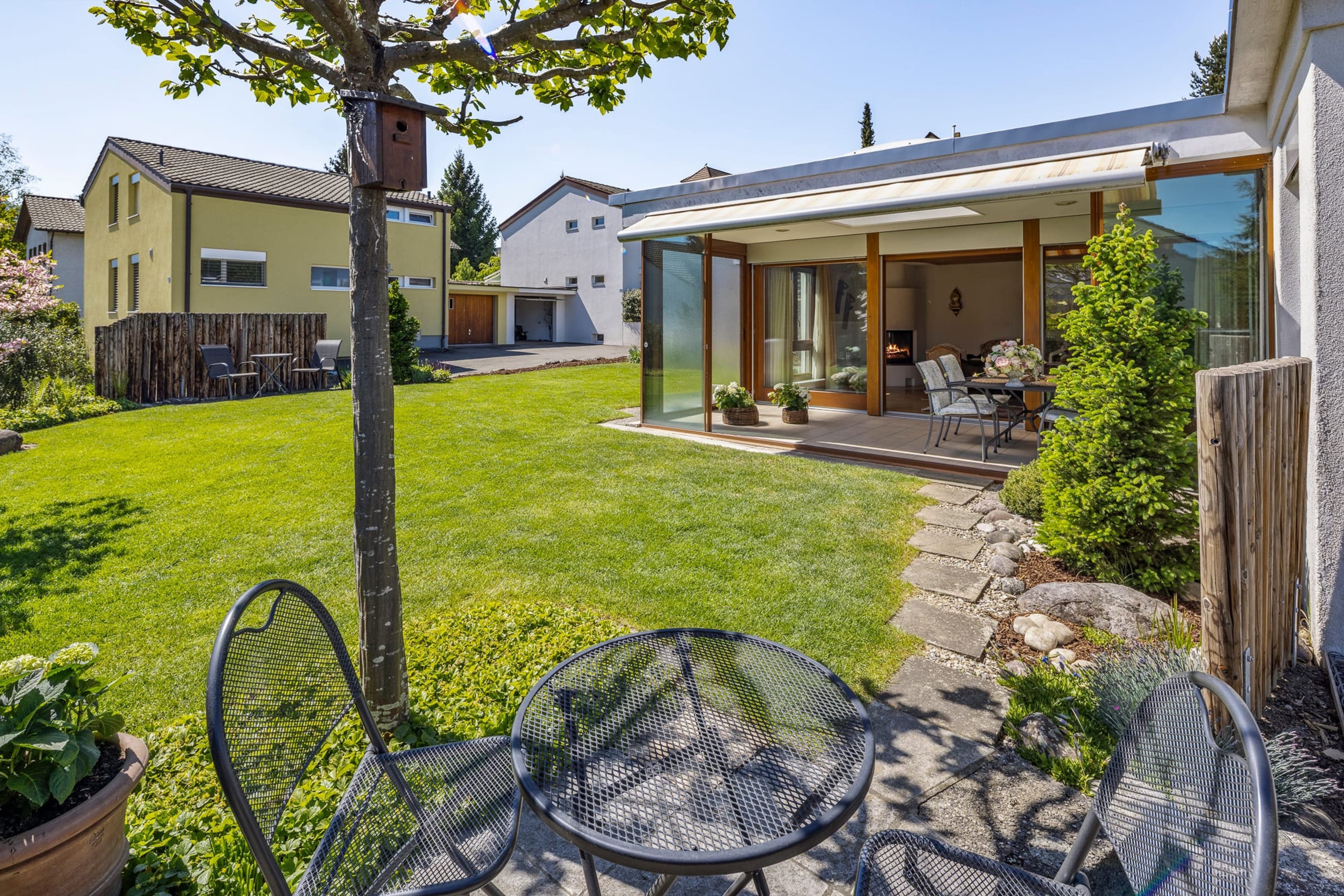 5.5-Zimmer-Einfamilienhaus mit Garten in Unterentfelden - 4