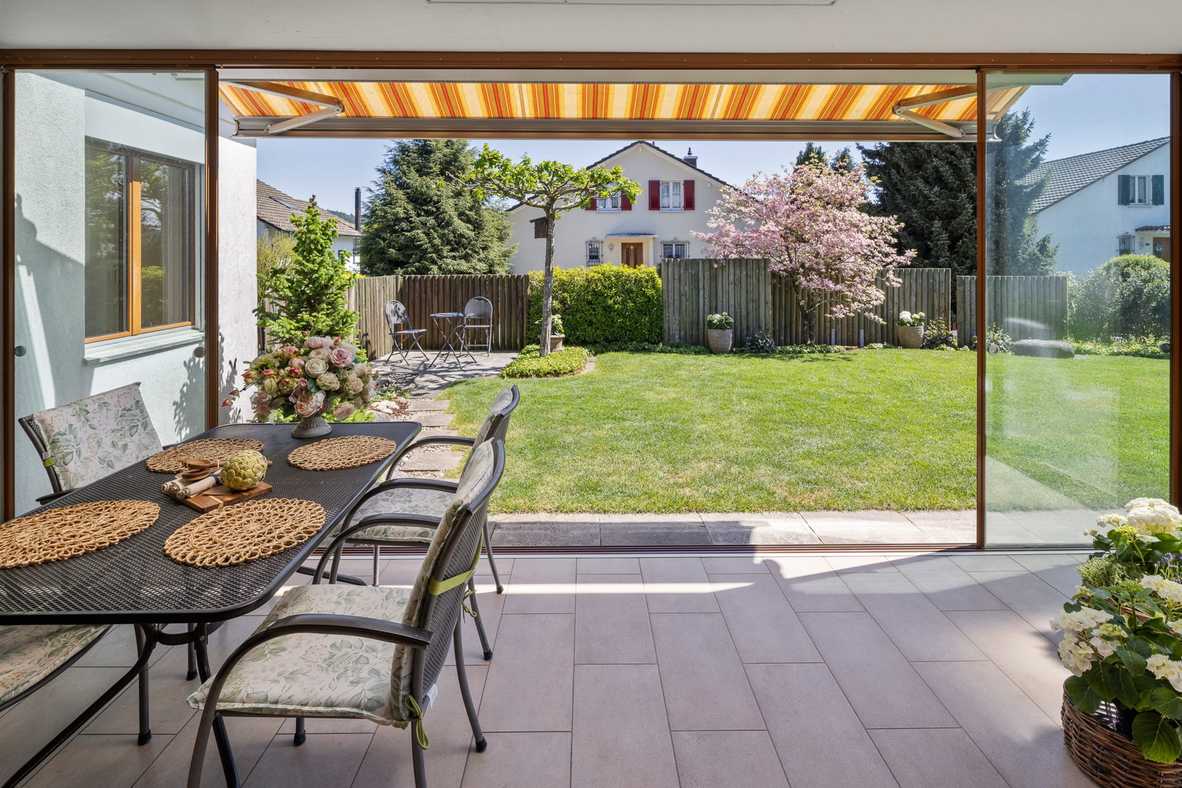 5.5-Zimmer-Einfamilienhaus mit Garten in Unterentfelden - 5