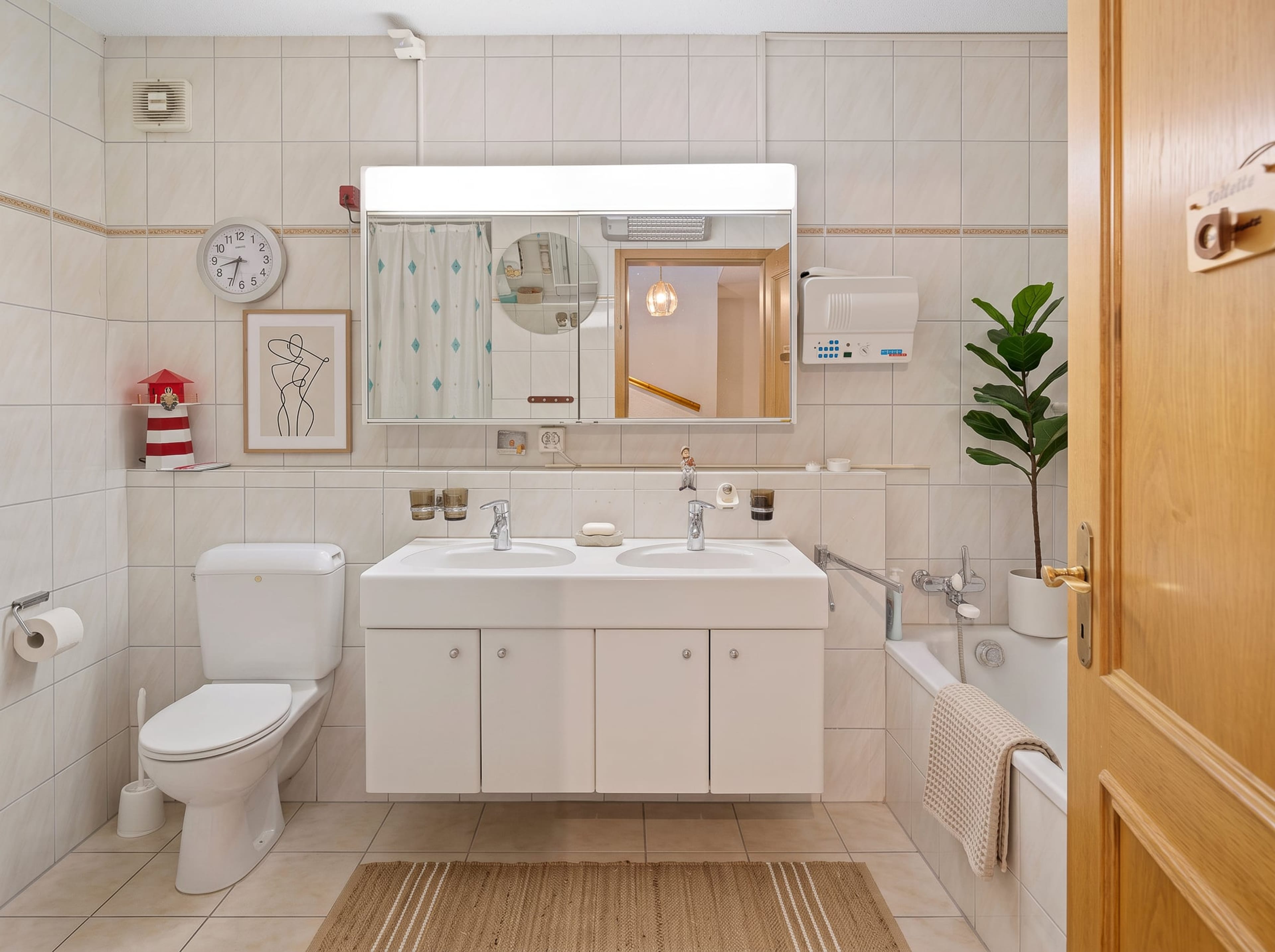 Familienoase in attraktivem Wohnquartier – mit zwei Extra-Räumen - 12