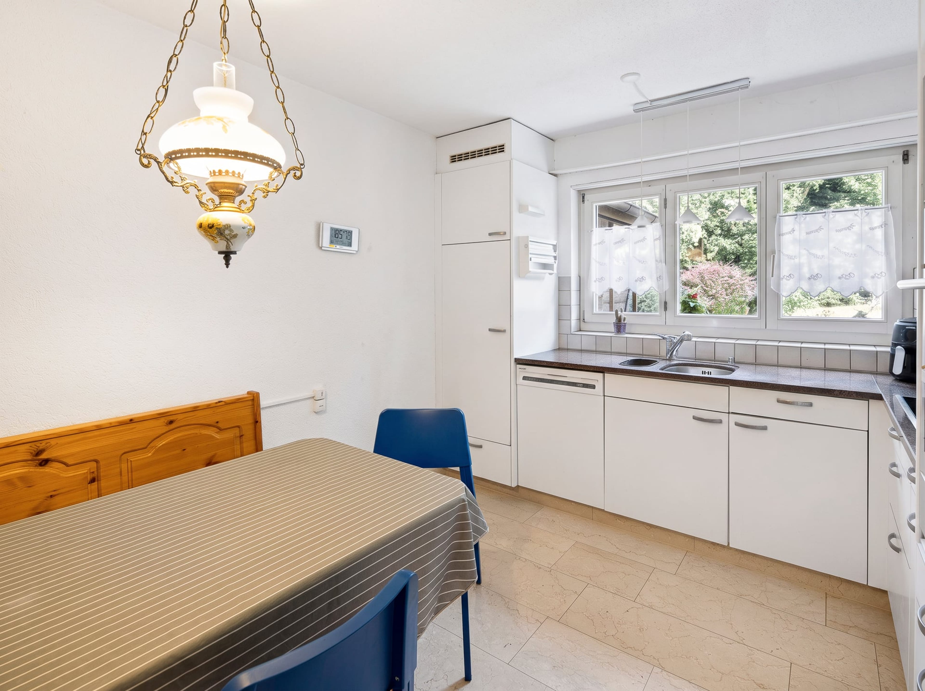 Familienoase in attraktivem Wohnquartier – mit zwei Extra-Räumen - 4