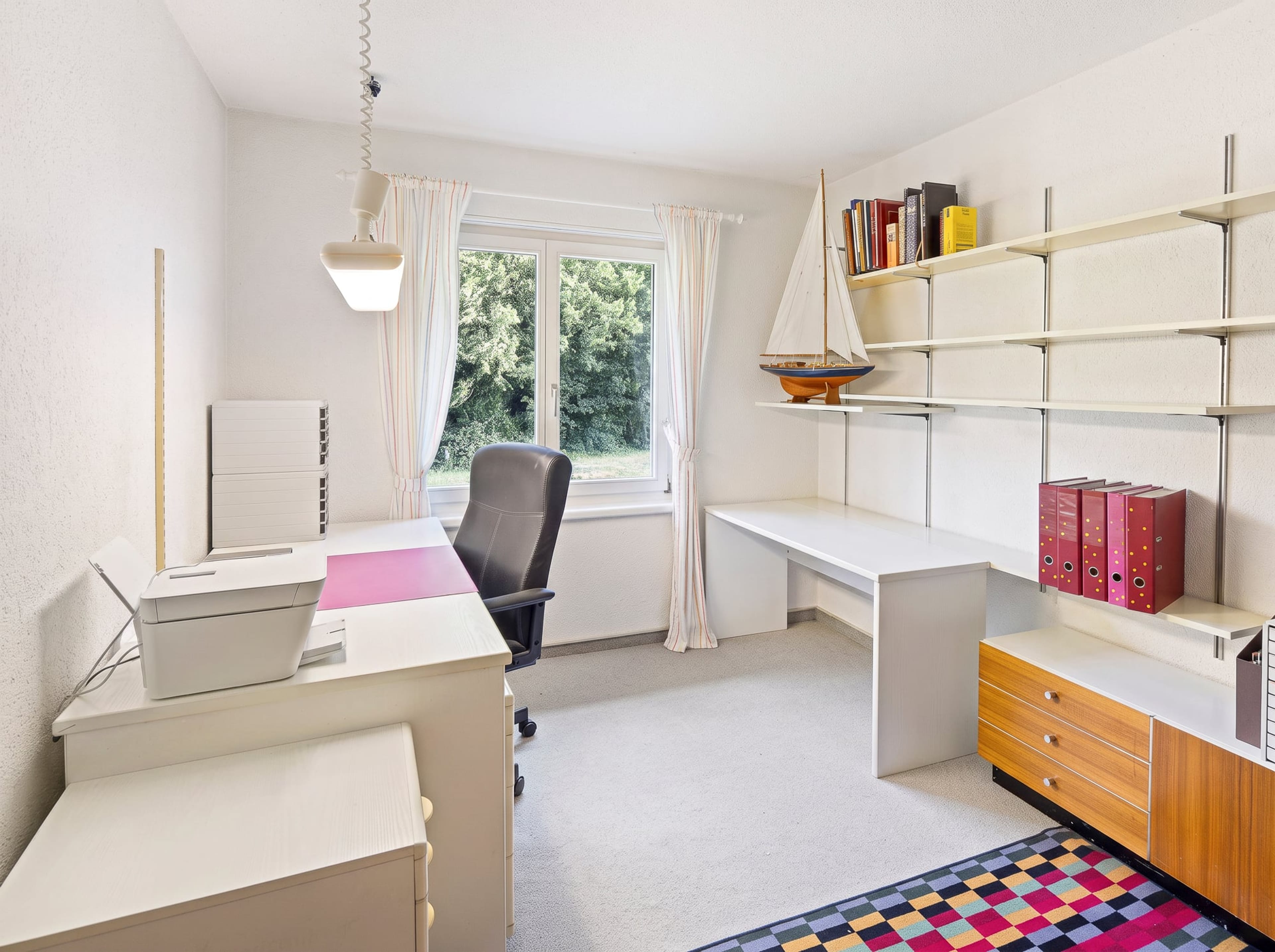 Familienoase in attraktivem Wohnquartier – mit zwei Extra-Räumen - 8