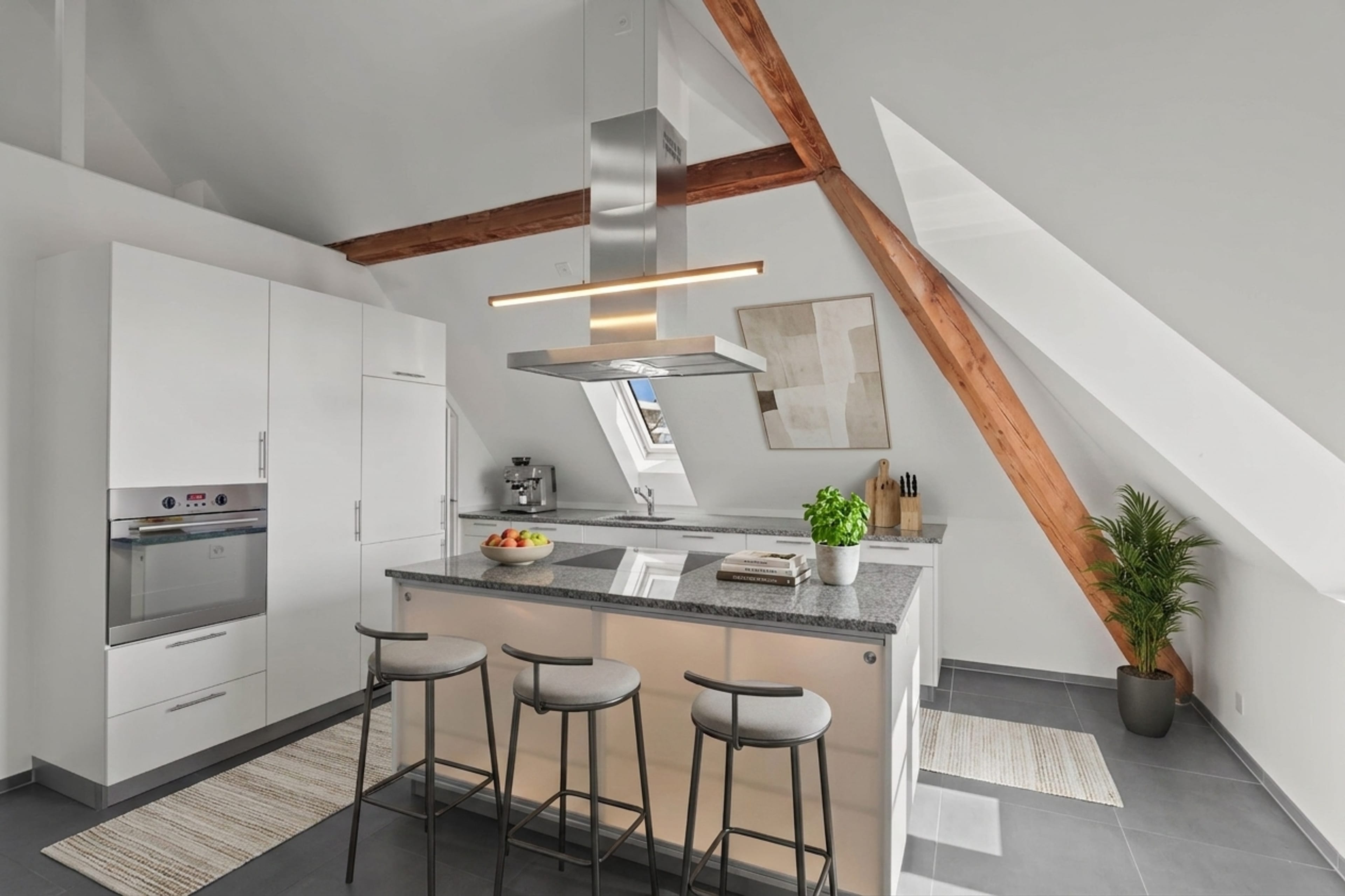 Öffentliches Bieterverfahren – 3½-Zimmer-Dachwohnung an begehrter Lage in Bern - Bild 1