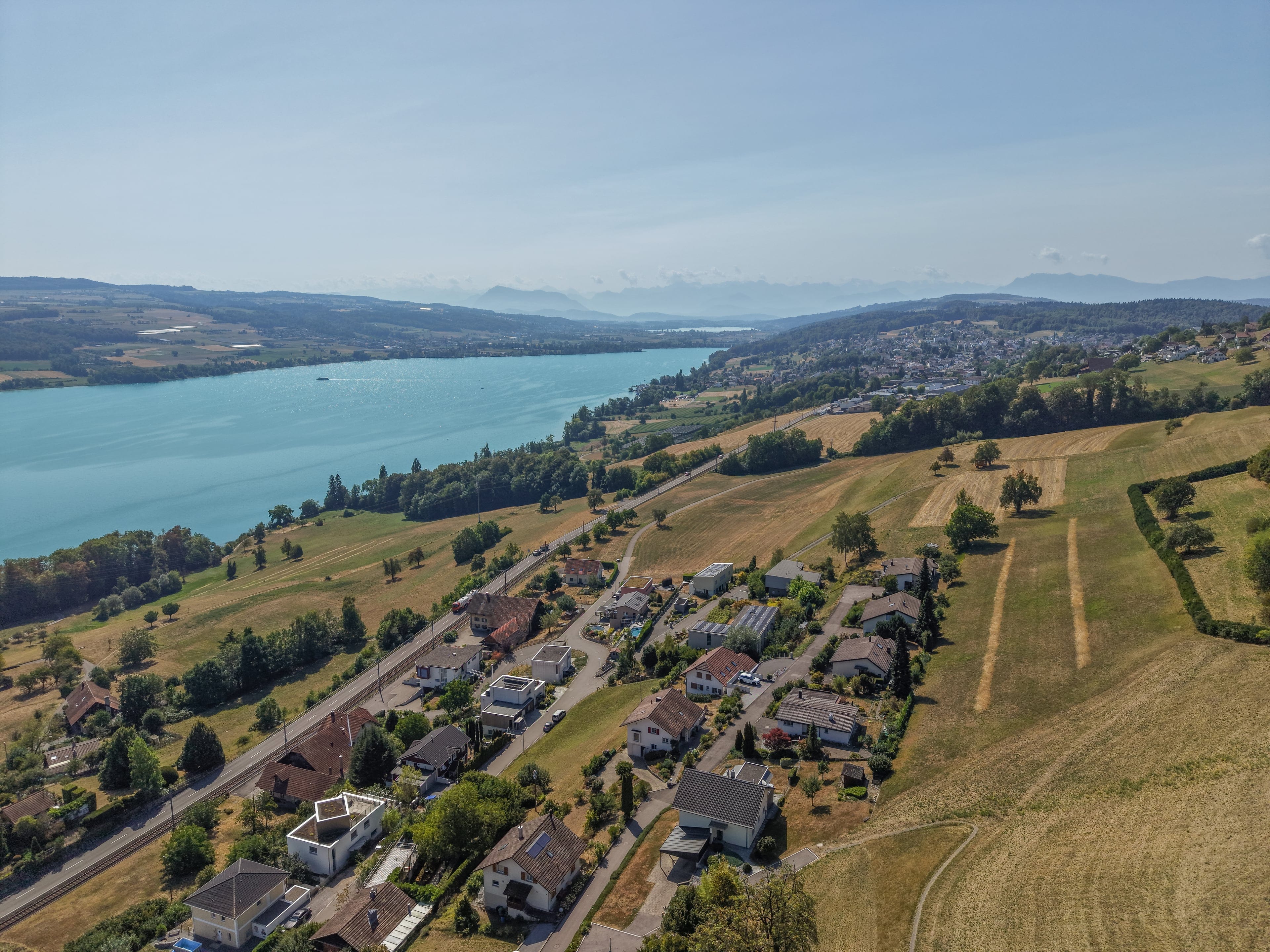Traumhafte See- und Bergsicht, an begehrter Hanglage - Bild 3