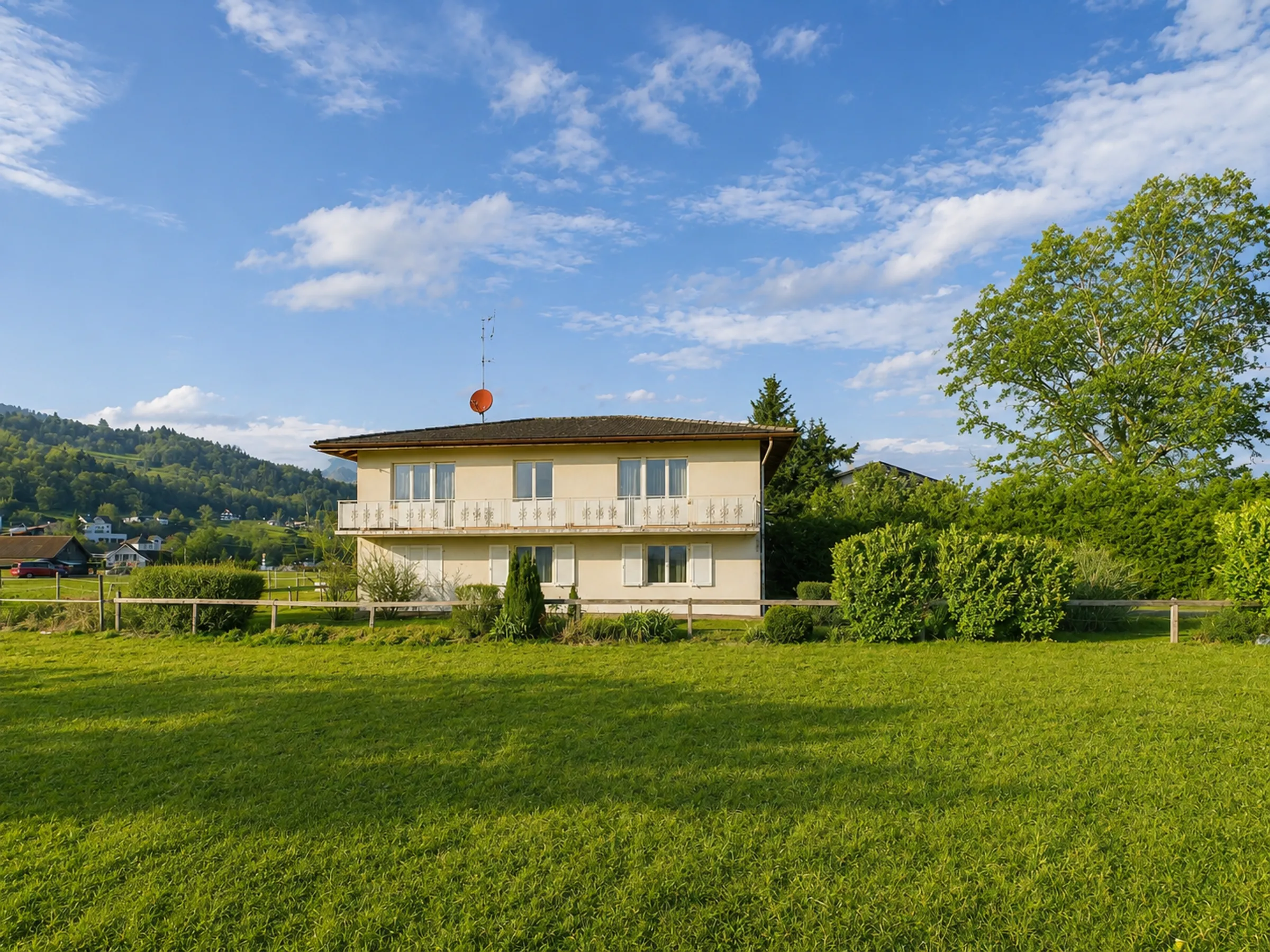 Idyllisches 5,5-Zimmer-Einfamilienhaus mit Panoramablick und grossem Garten - Bild 6