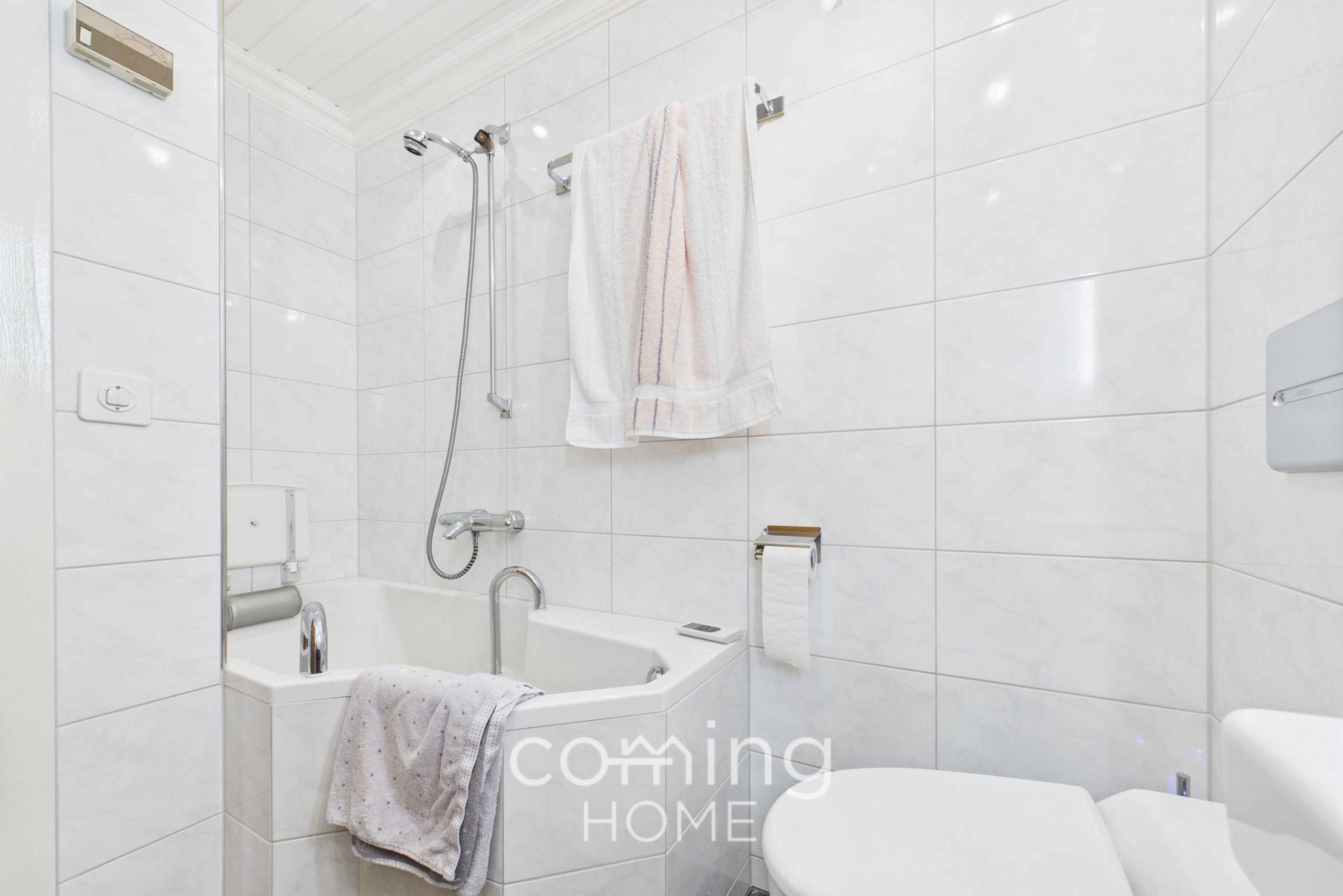 2.5-Zimmer-Wohnung mit Cheminée und Balkon in Saas-Grund kaufen - 9