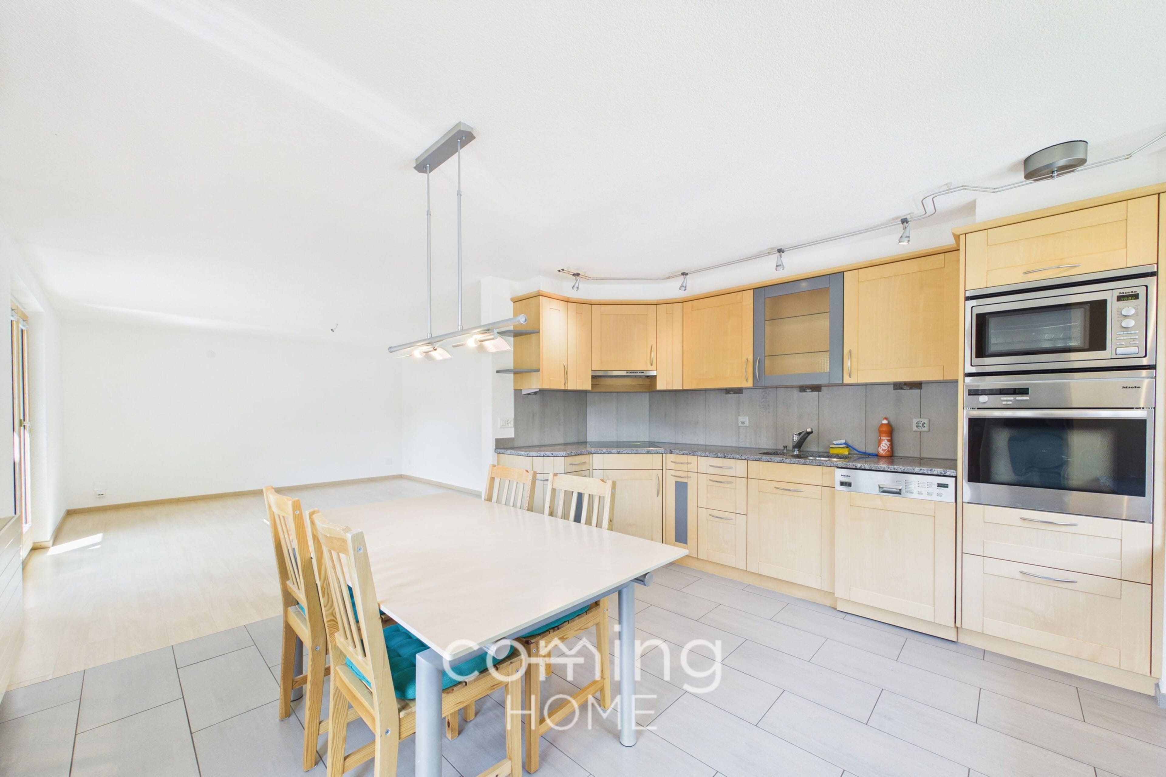 5.5-Zimmer-Wohnung mit drei Balkonen in Saas-Grund kaufen - 4