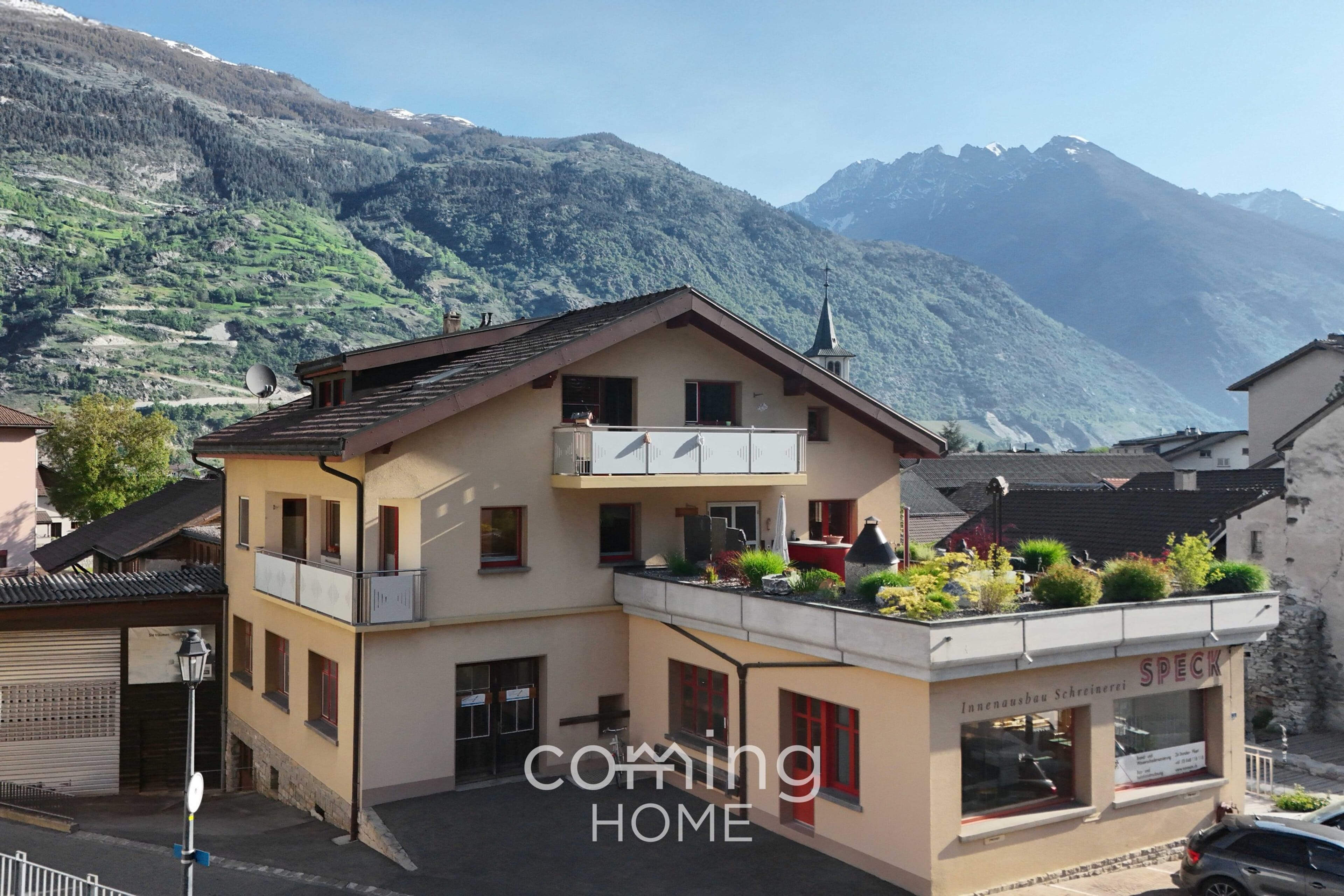 MFH mit 3 Einheiten und Dachterrasse in Turtmann-Unterems kaufen - 1