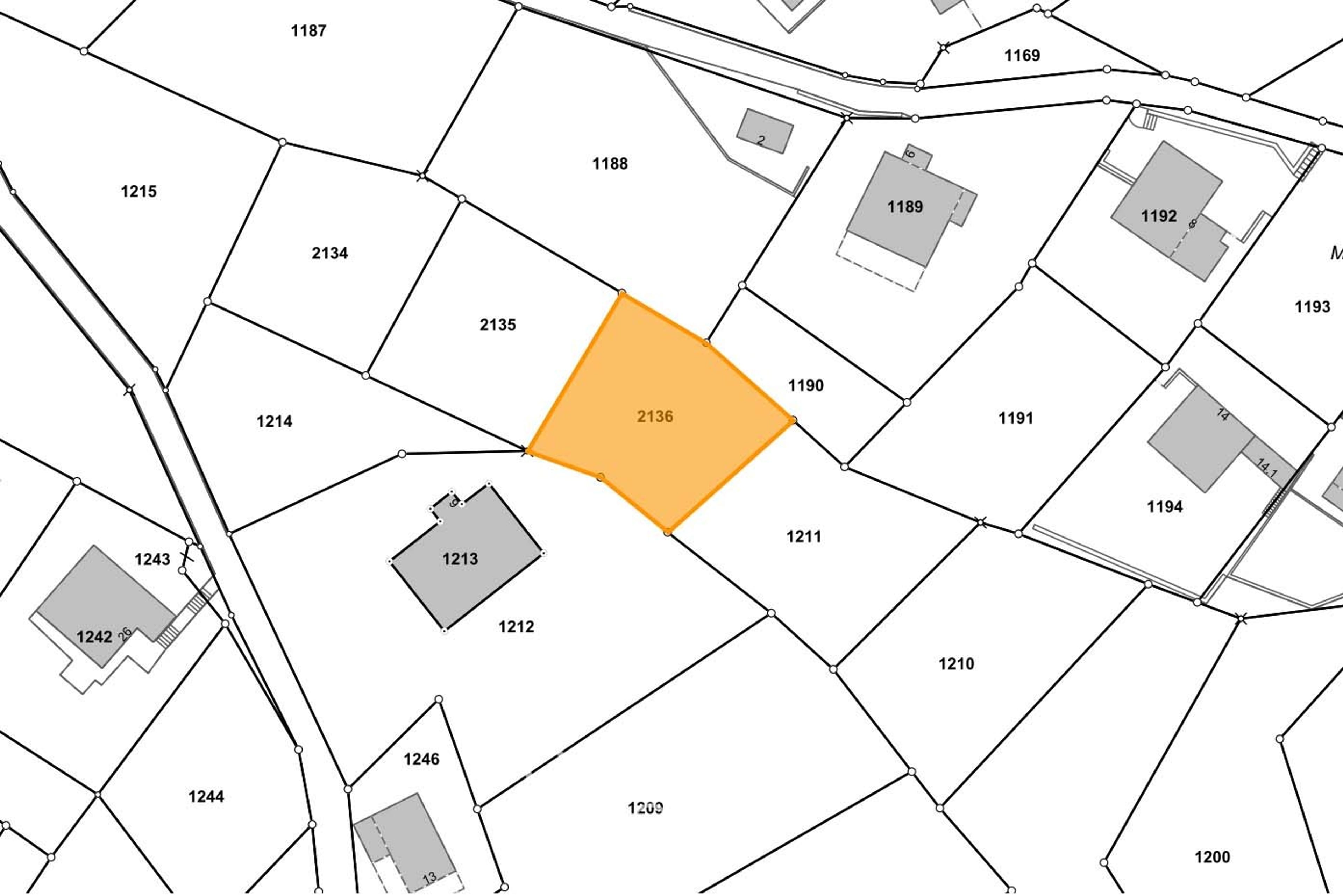 Vollerschlossenes Baugrundstück in Gspon — 272 m², Wohnzone W1, Luftseilbahn ganzjährig - 12