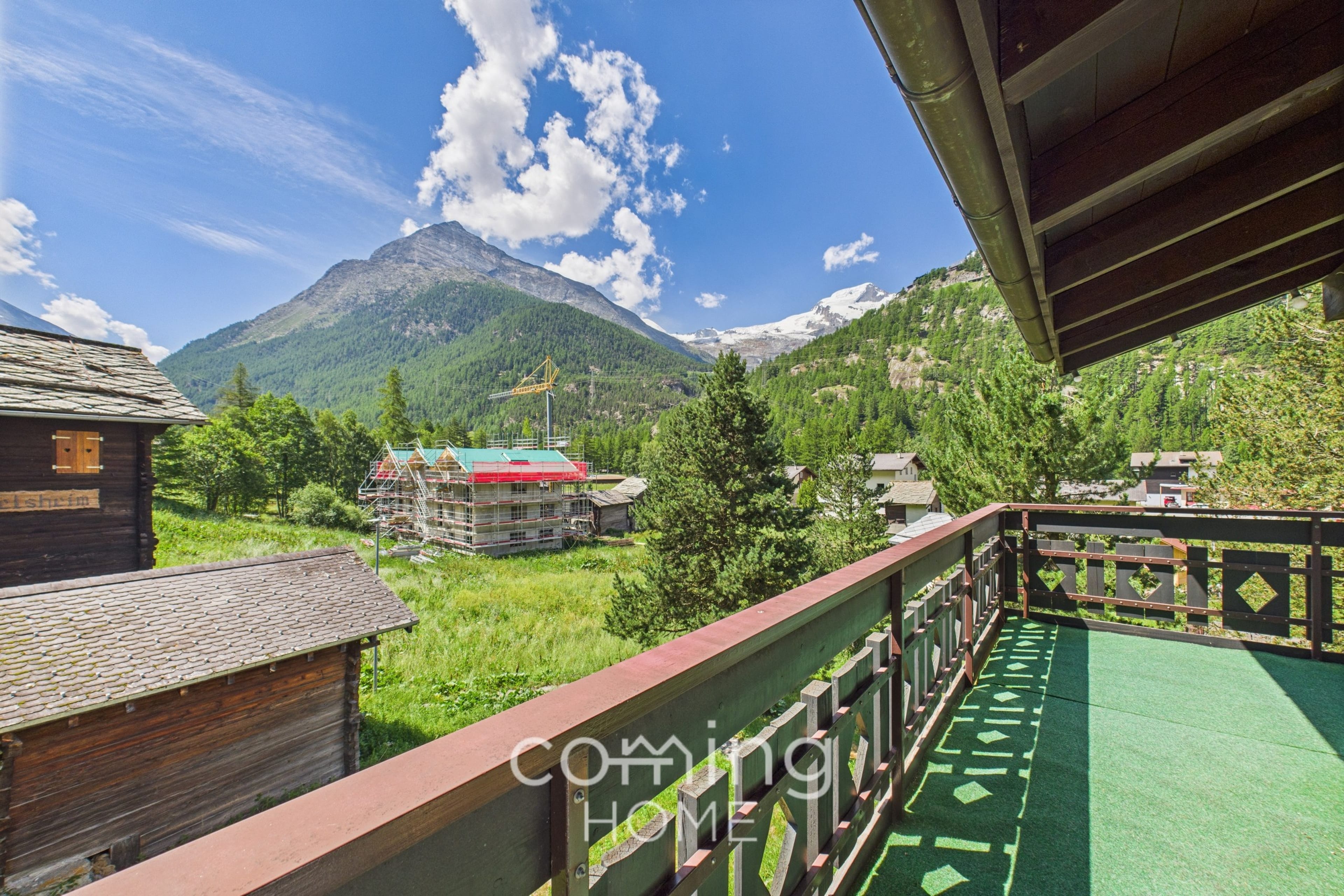 Charmante 2.5-Zimmer-Wohnung in Saas-Grund – Mit Cheminée, Bergsicht & grossem Balkon - 11