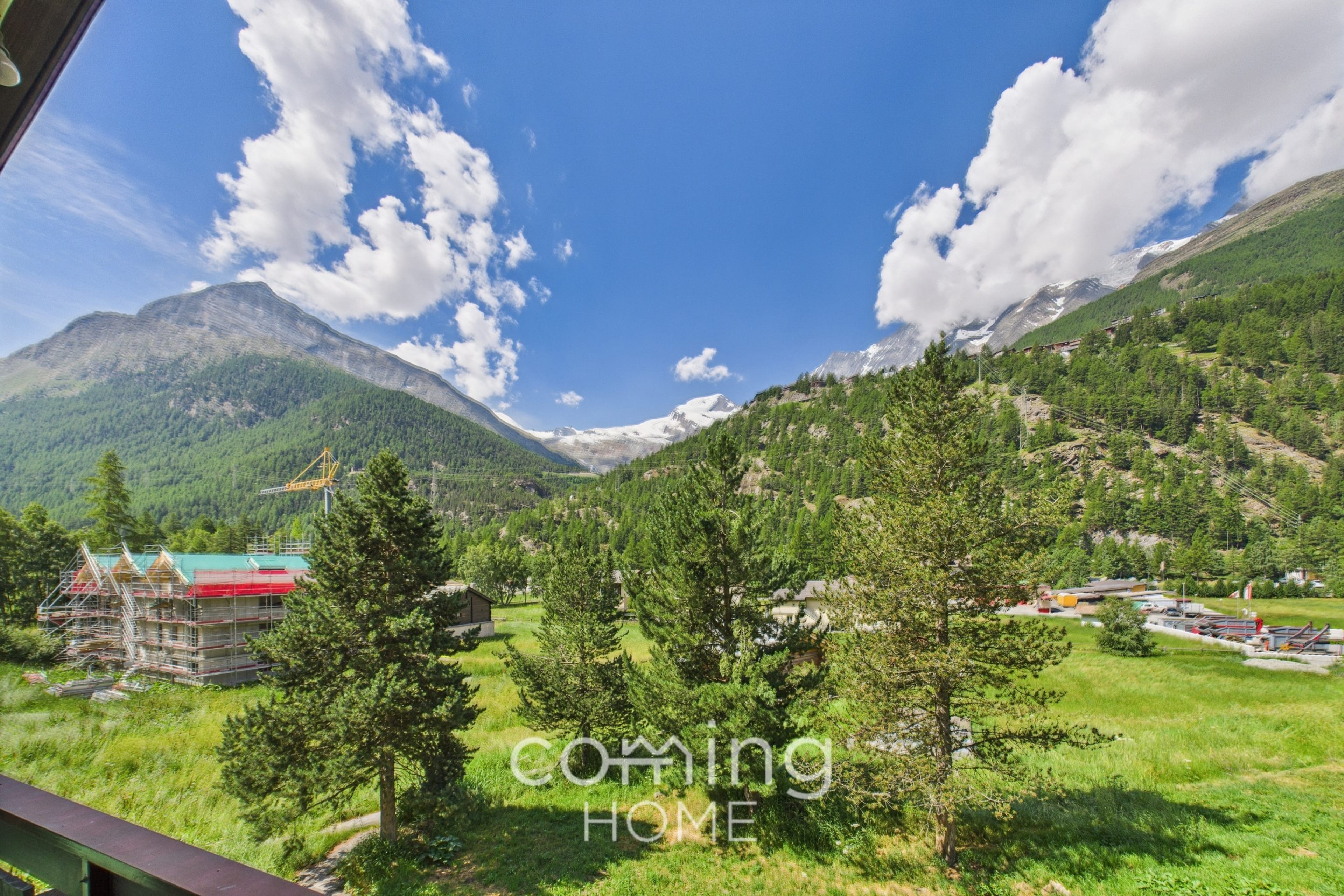 Charmante 2.5-Zimmer-Wohnung in Saas-Grund – Mit Cheminée, Bergsicht & grossem Balkon - 12