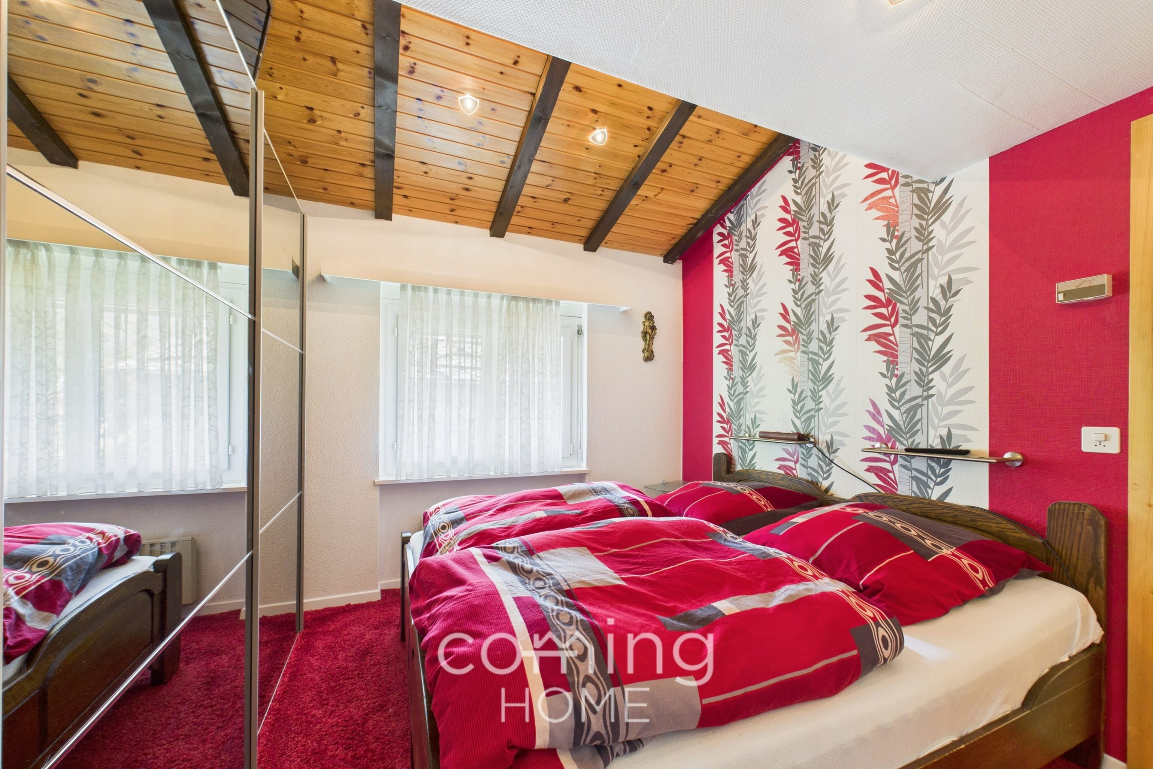 Charmante 2.5-Zimmer-Wohnung in Saas-Grund – Mit Cheminée, Bergsicht & grossem Balkon - 7
