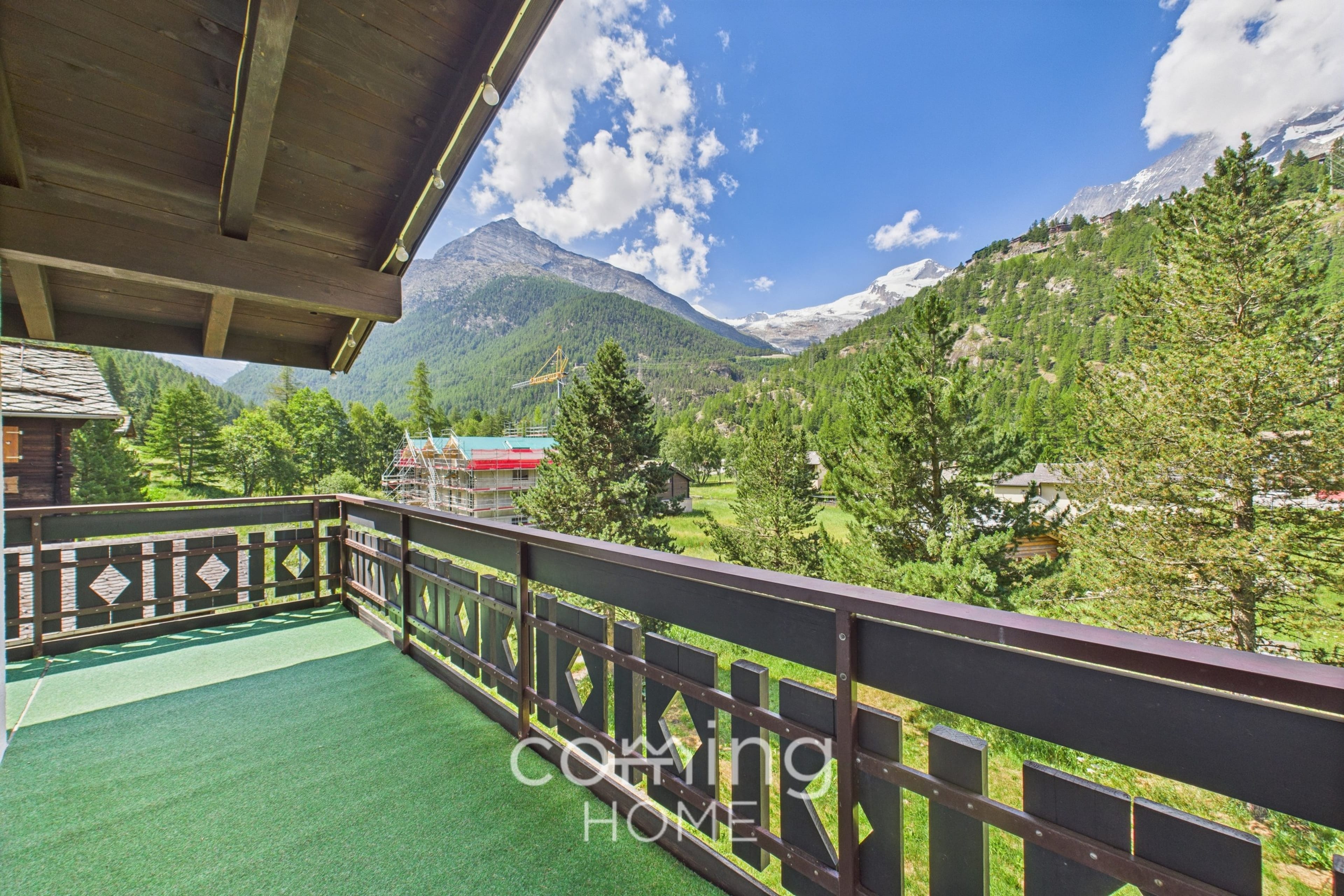Charmante 2.5-Zimmer-Wohnung in Saas-Grund – Mit Cheminée, Bergsicht & grossem Balkon - 10