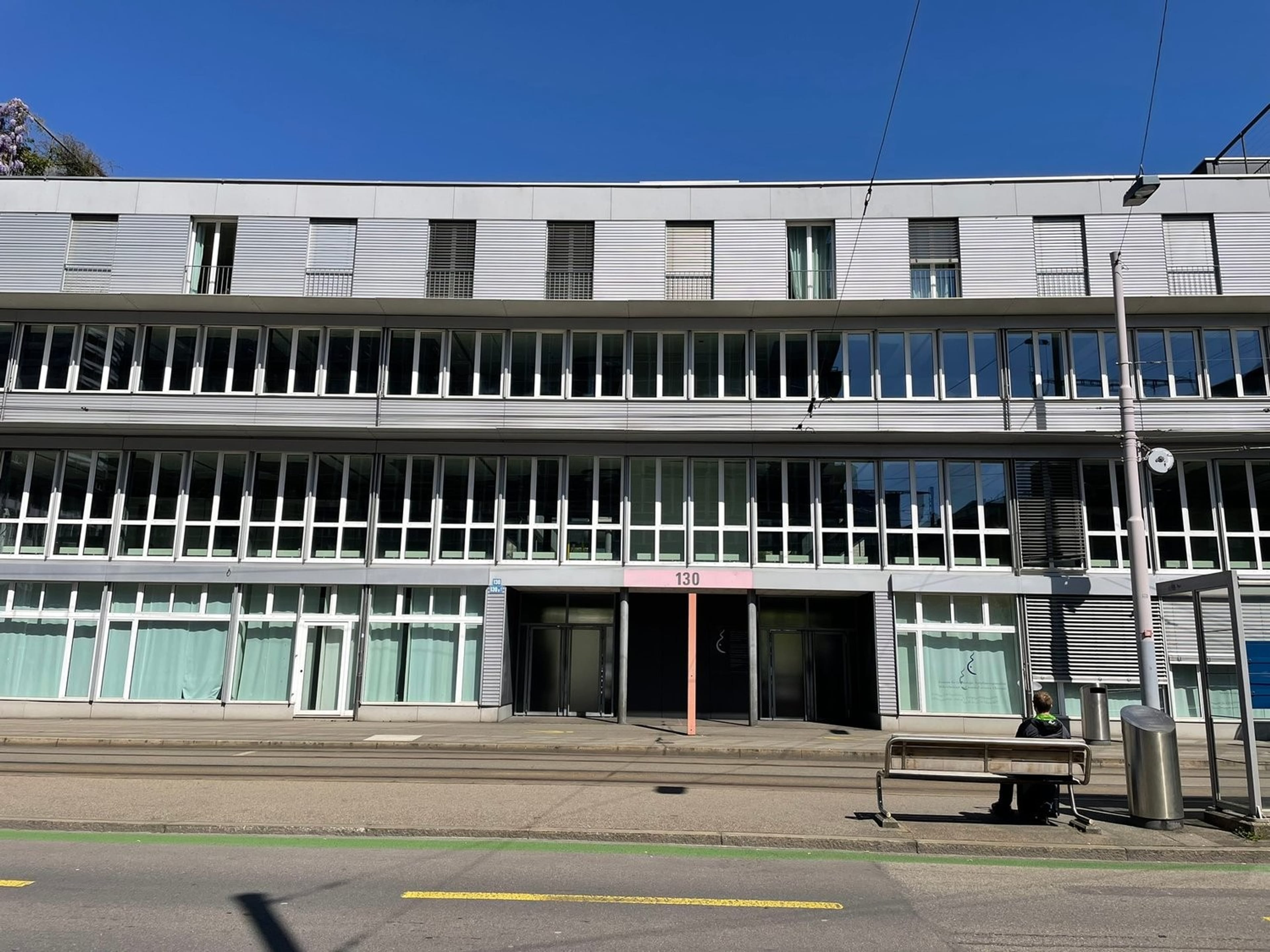 Neu ausgebautes Büro mit 235 m² an der Limmat, Tram vor der Tür - 7