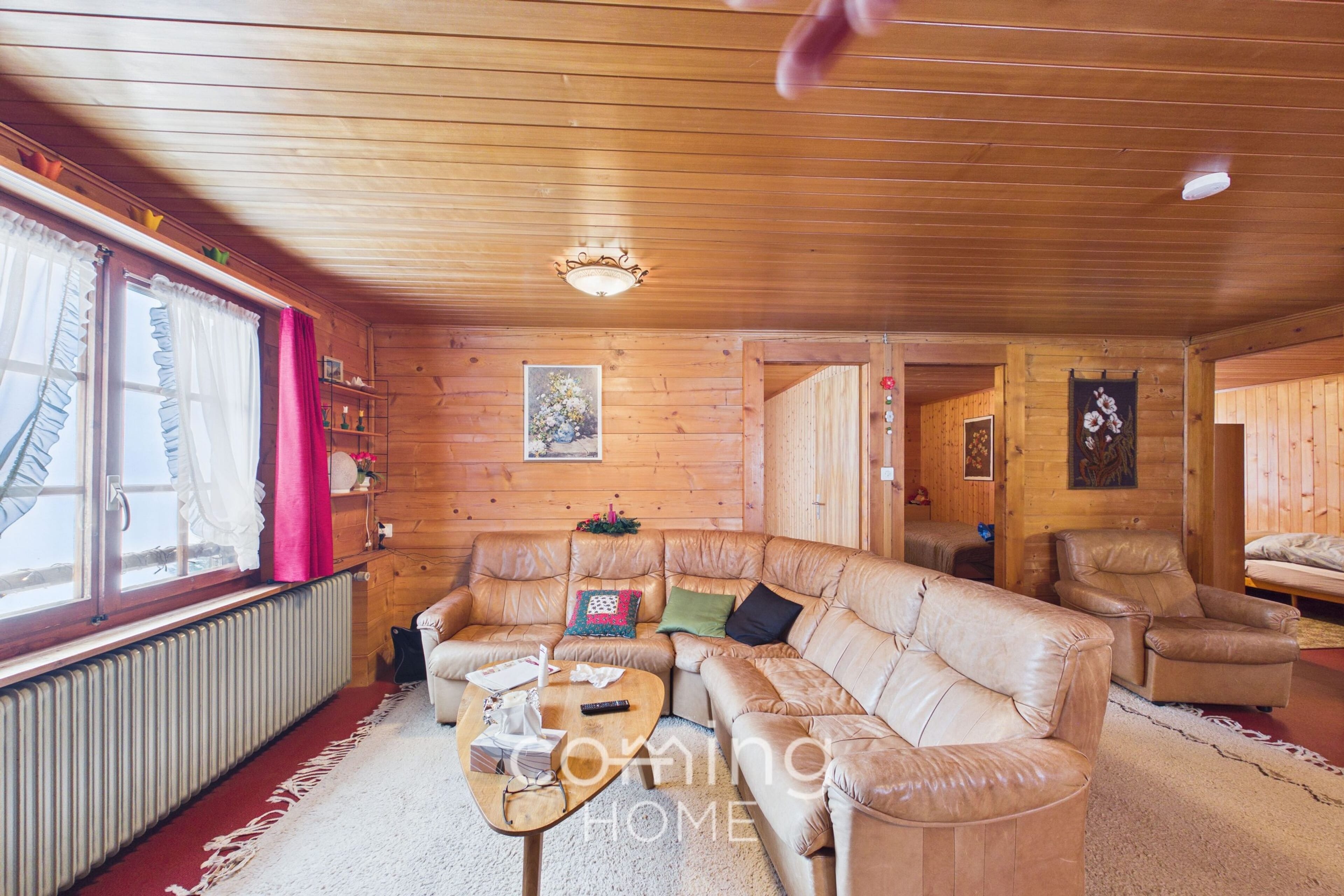 Traumhaftes Chalet mit Weitblick, 2 Wohnungen & Baulandreserve in Bürchen - 8