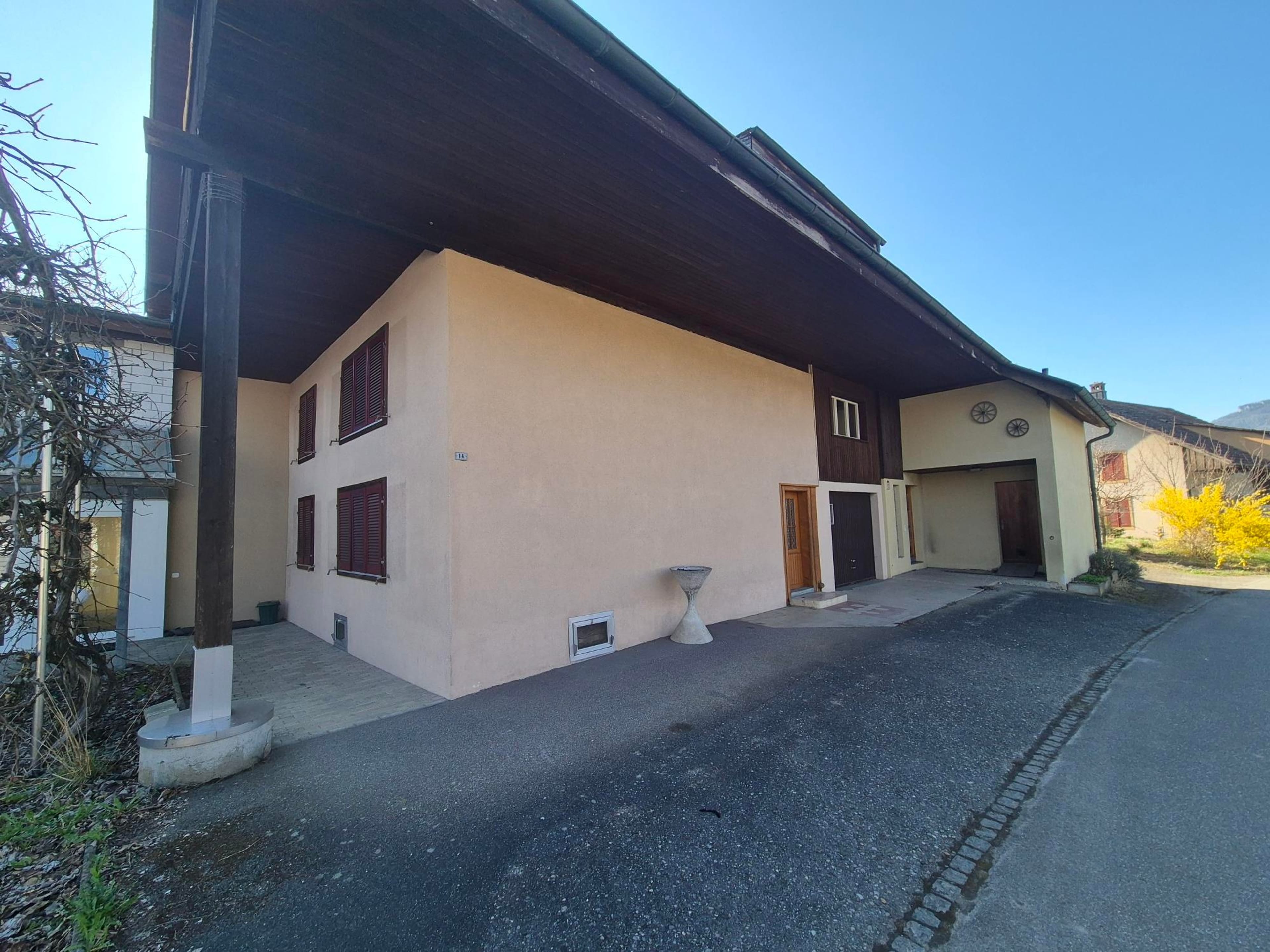 Mehrfamilienhaus mit 5 Einheiten in Kestenholz und Baulandreserve - 3
