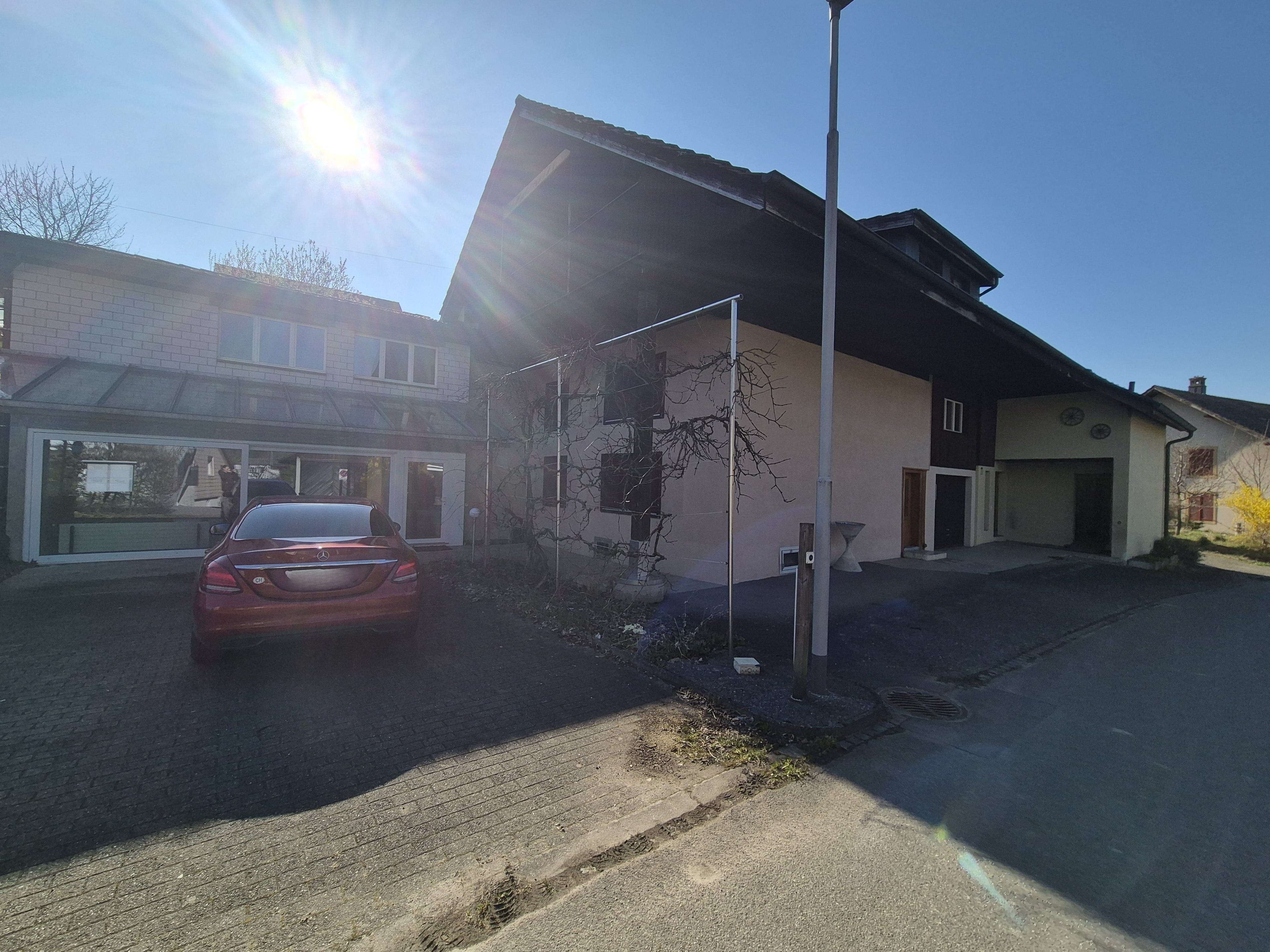 Mehrfamilienhaus mit 4 Einheiten in Kestenholz kaufen - 1