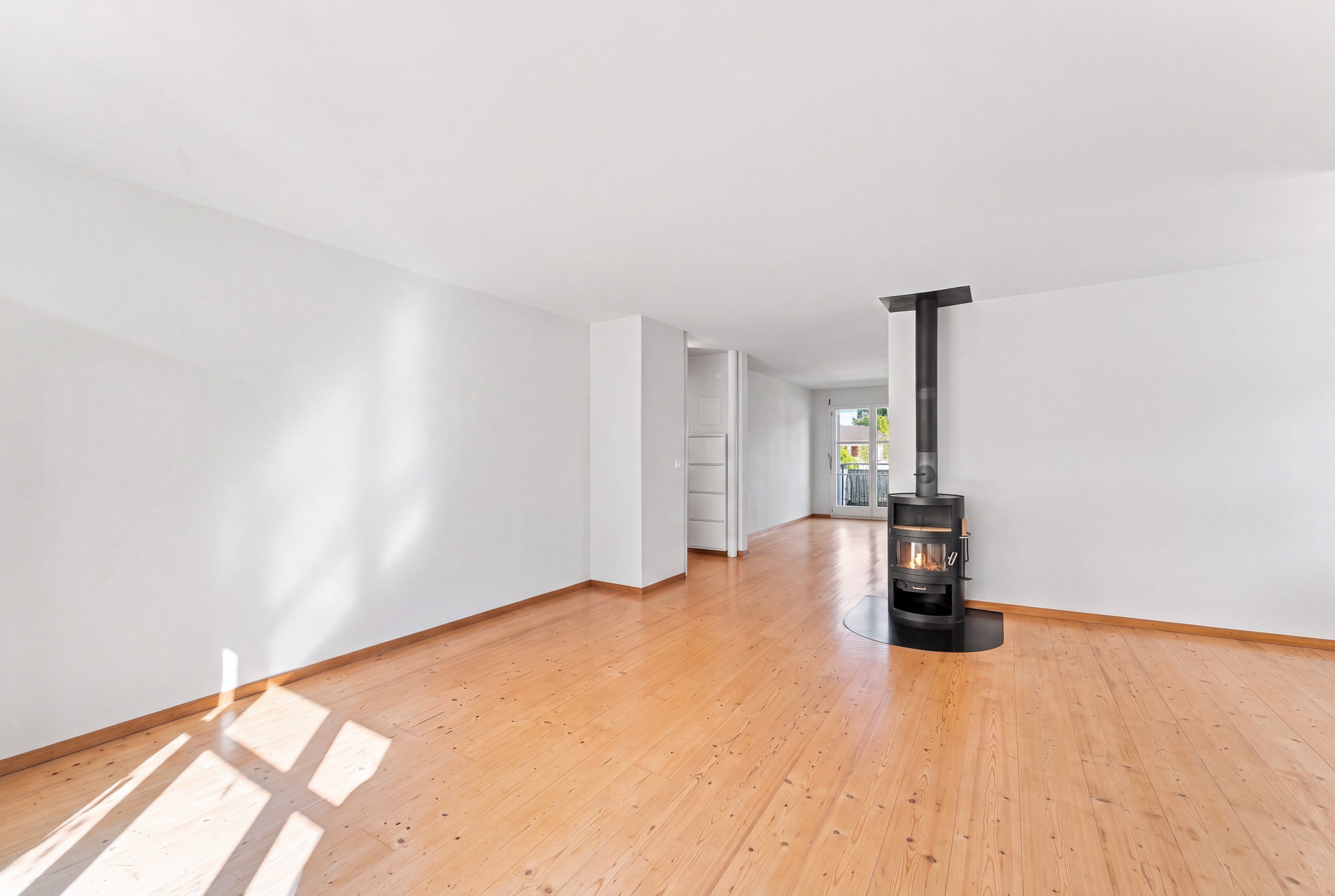 3.5-Zimmer-Gartenwohnung mit Cheminée in Jonen - 4