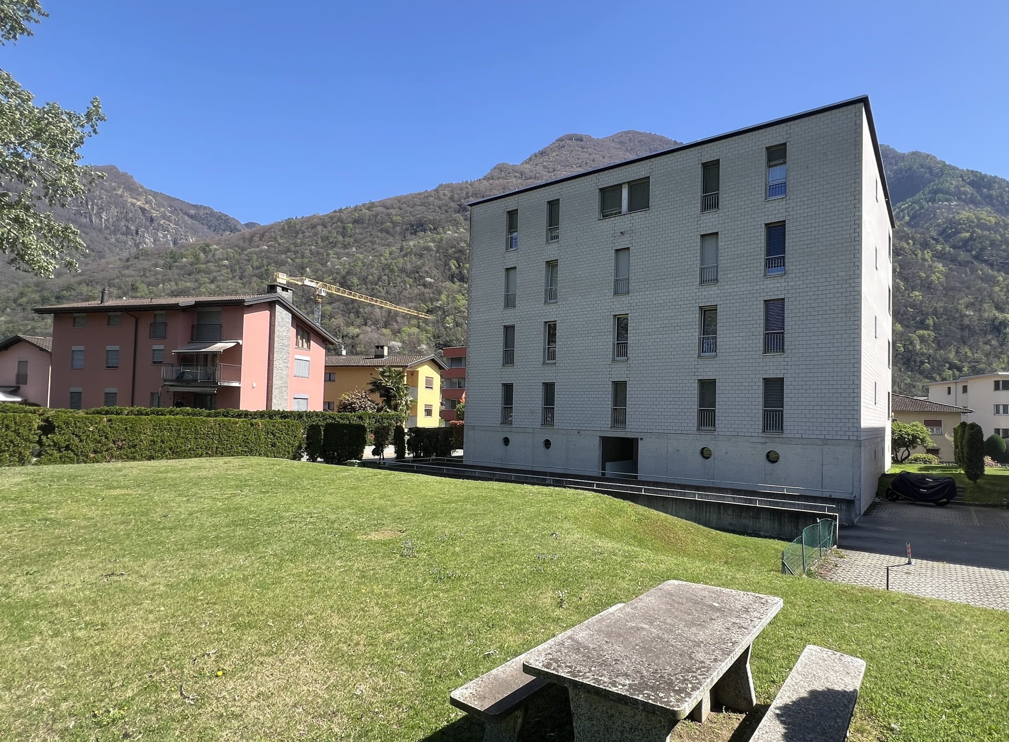 4.5 locali con ampio balcone e vista a Bellinzona - mieten - 14
