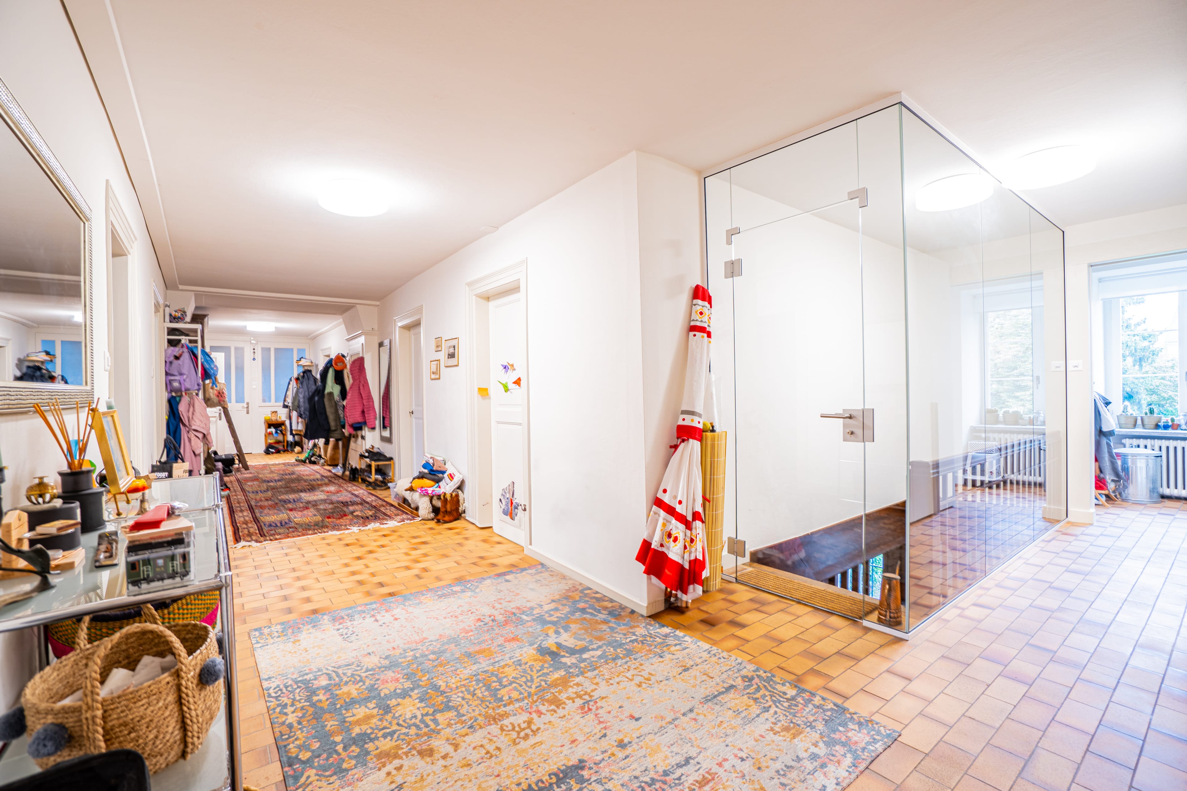 Historisches MFH mit 3 Einheiten und privatem Seepark mit EFH in Richterswil - 13