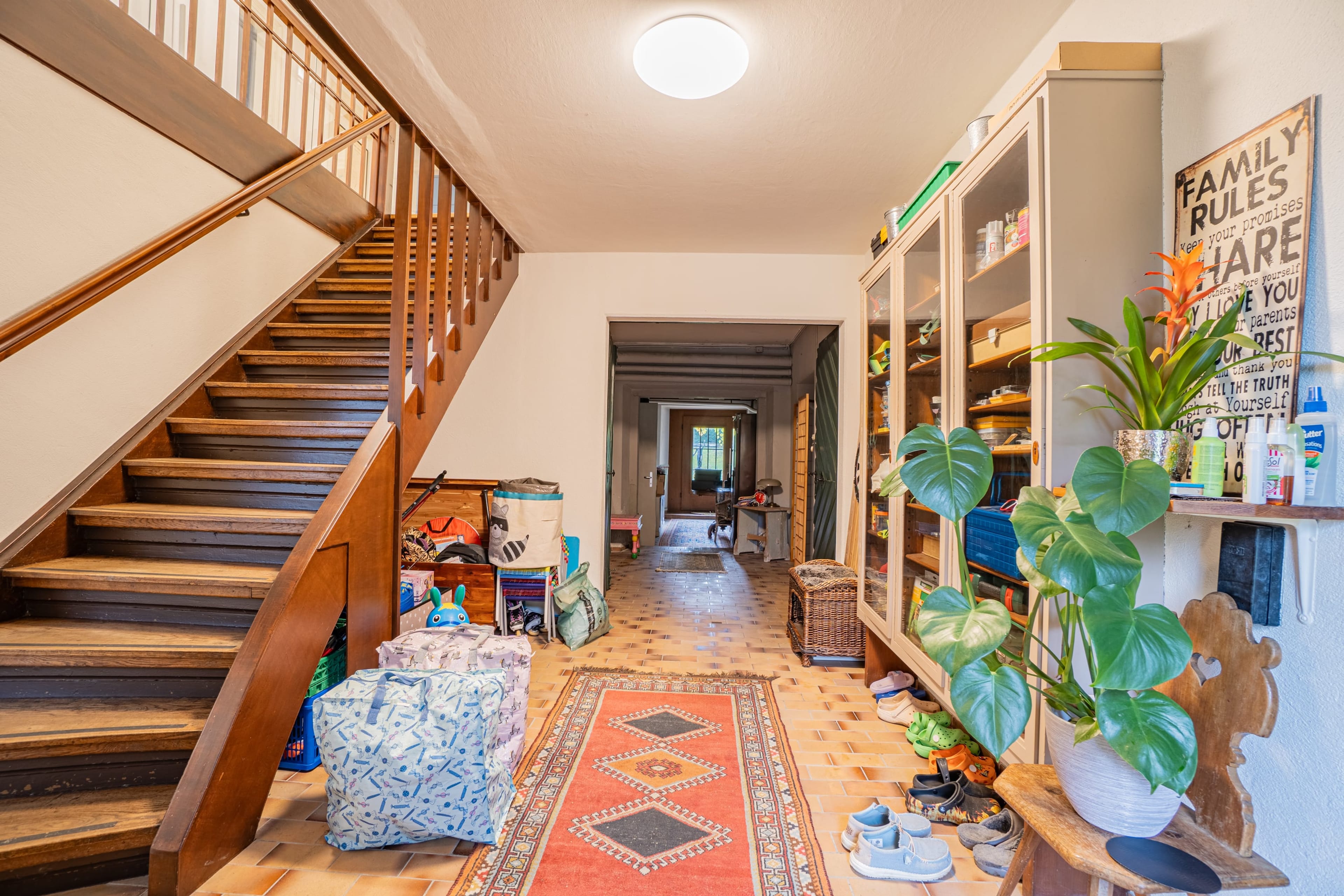 Historisches MFH mit 3 Einheiten und privatem Seepark mit EFH in Richterswil - 24