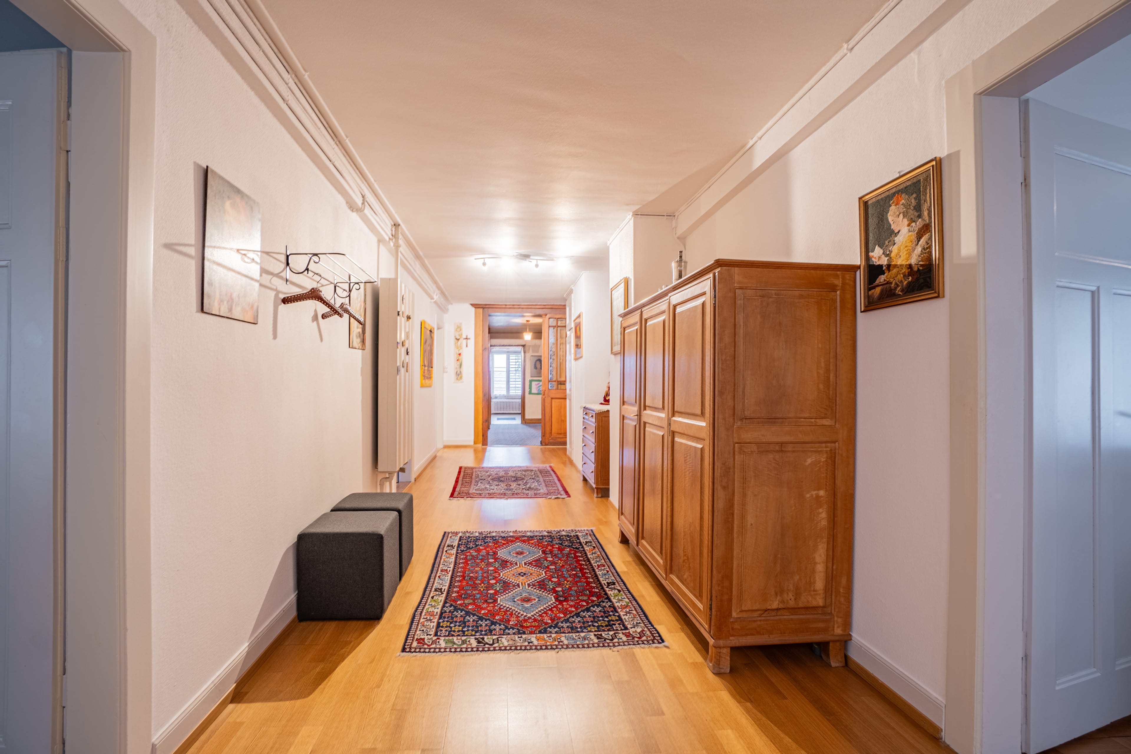 Historisches MFH mit 3 Einheiten und privatem Seepark mit EFH in Richterswil - 27