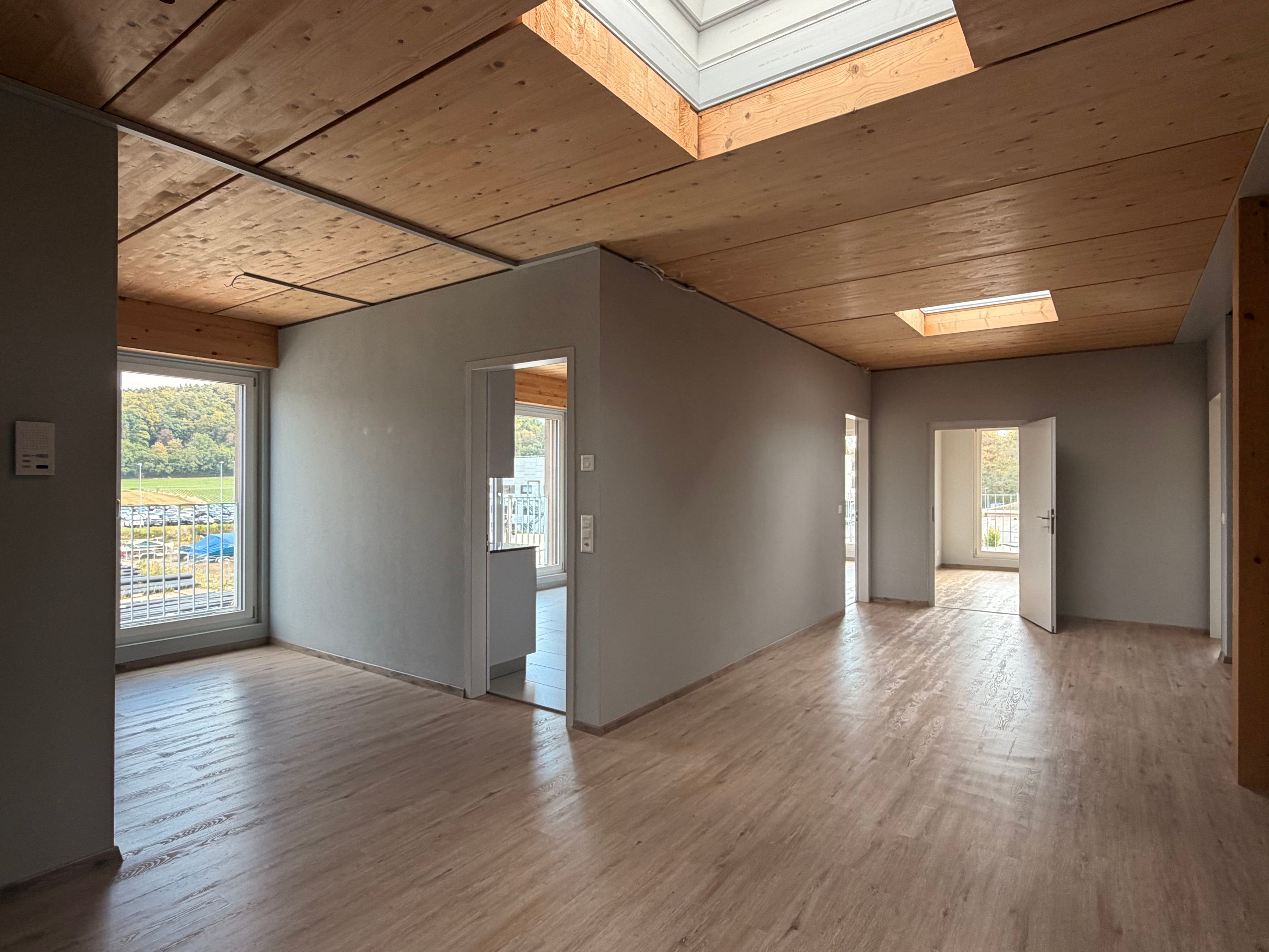 4.5-Zimmer Büro/Praxis mit Lift in Würenlos  - 4