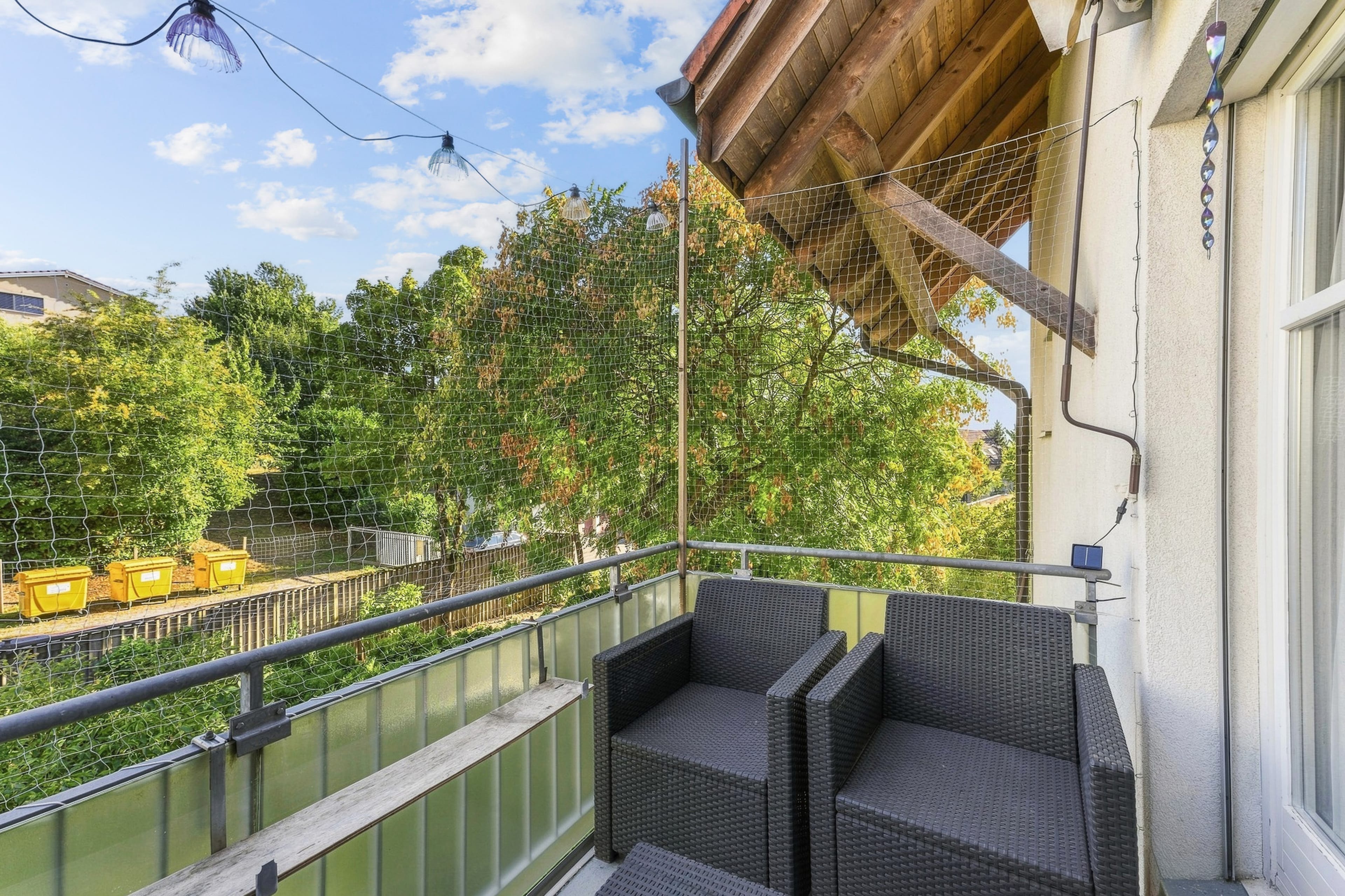 4.5-Zimmer-Etagenwohnung mit Cheminée inkl. Carport in Jonen - 6