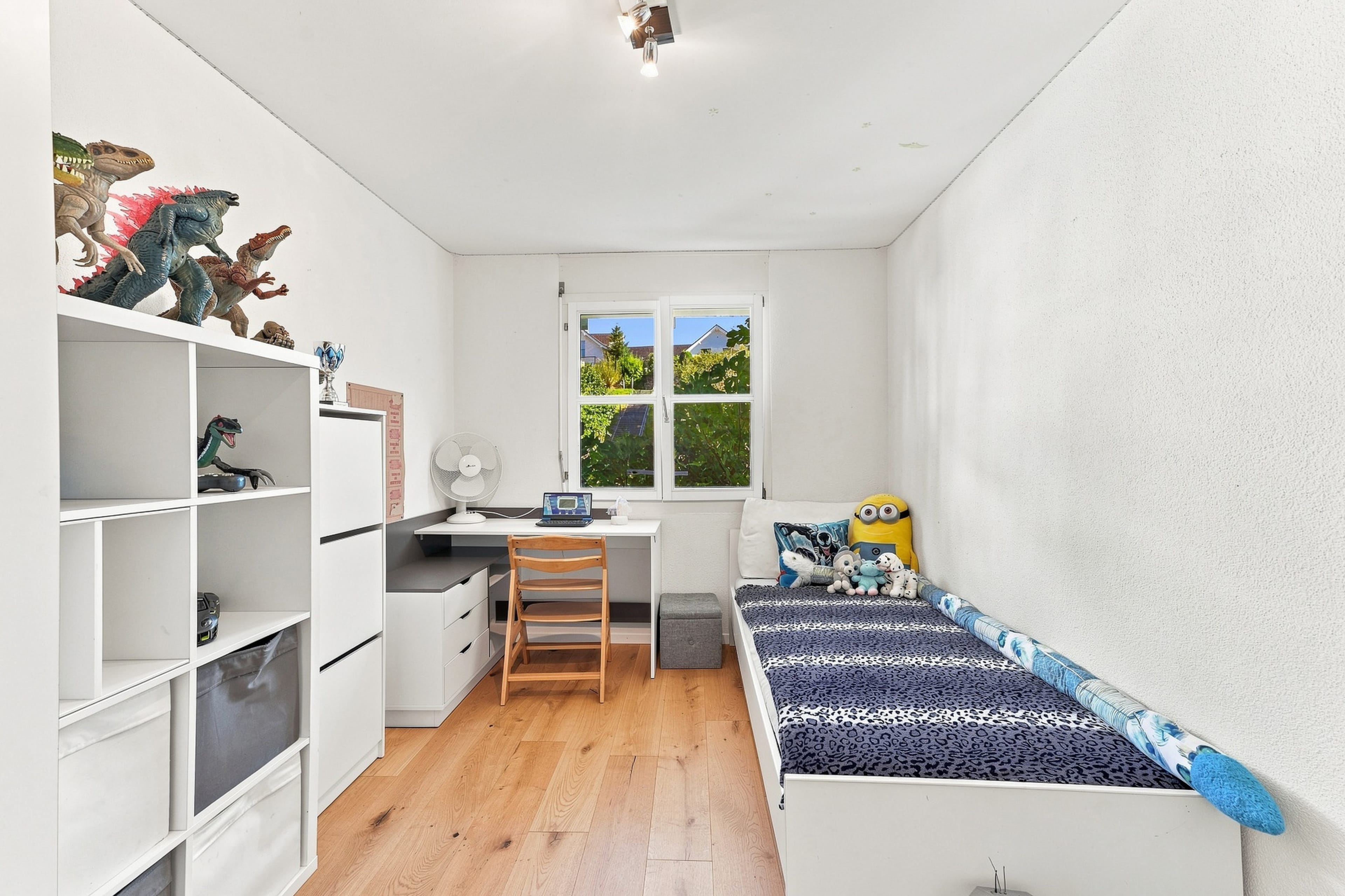 4.5-Zimmer-Etagenwohnung mit Cheminée inkl. Carport in Jonen - 11