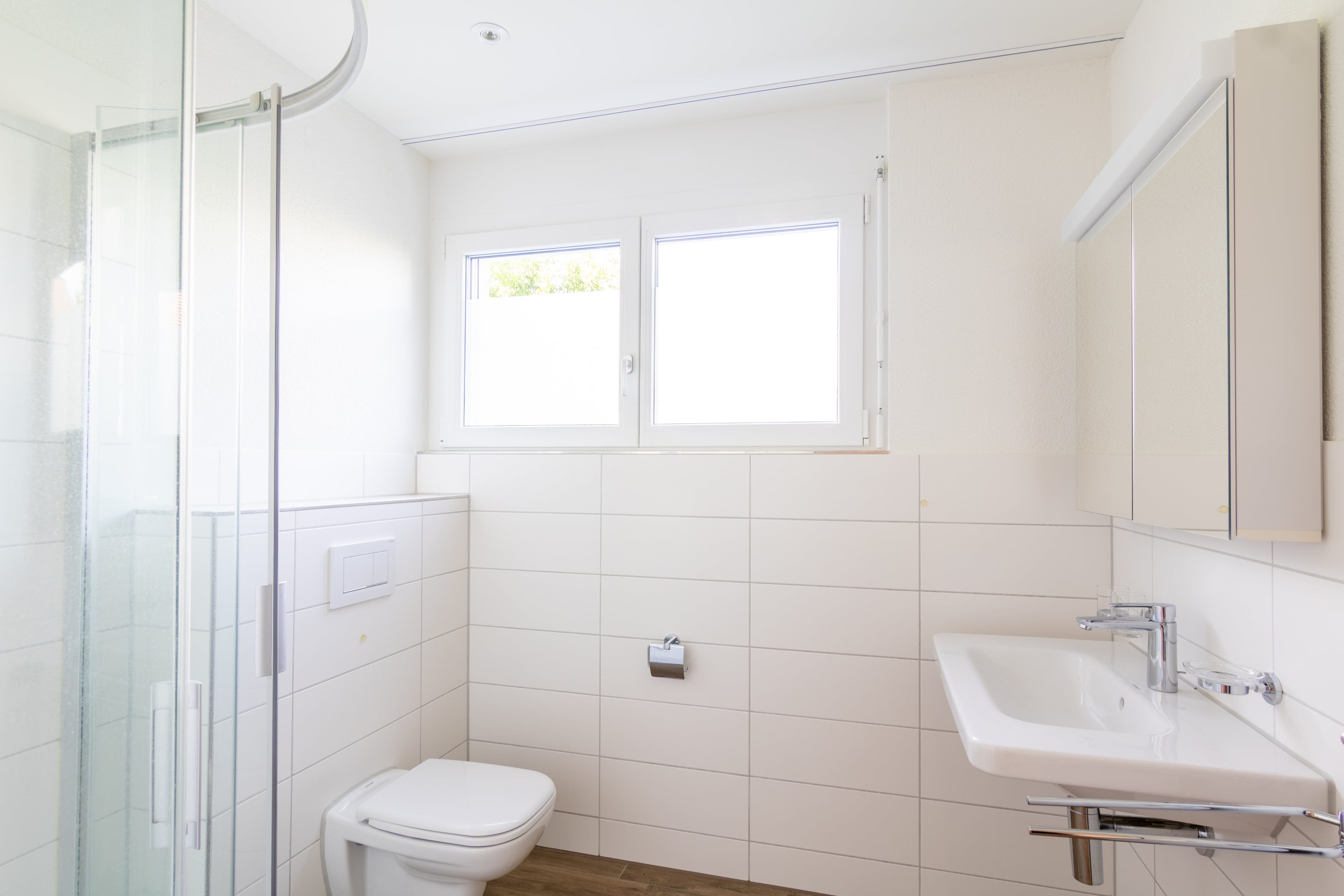 Moderne 2.5-Zimmer-Wohnung mit Gartensitzplatz in Staffelbach kaufen - 11