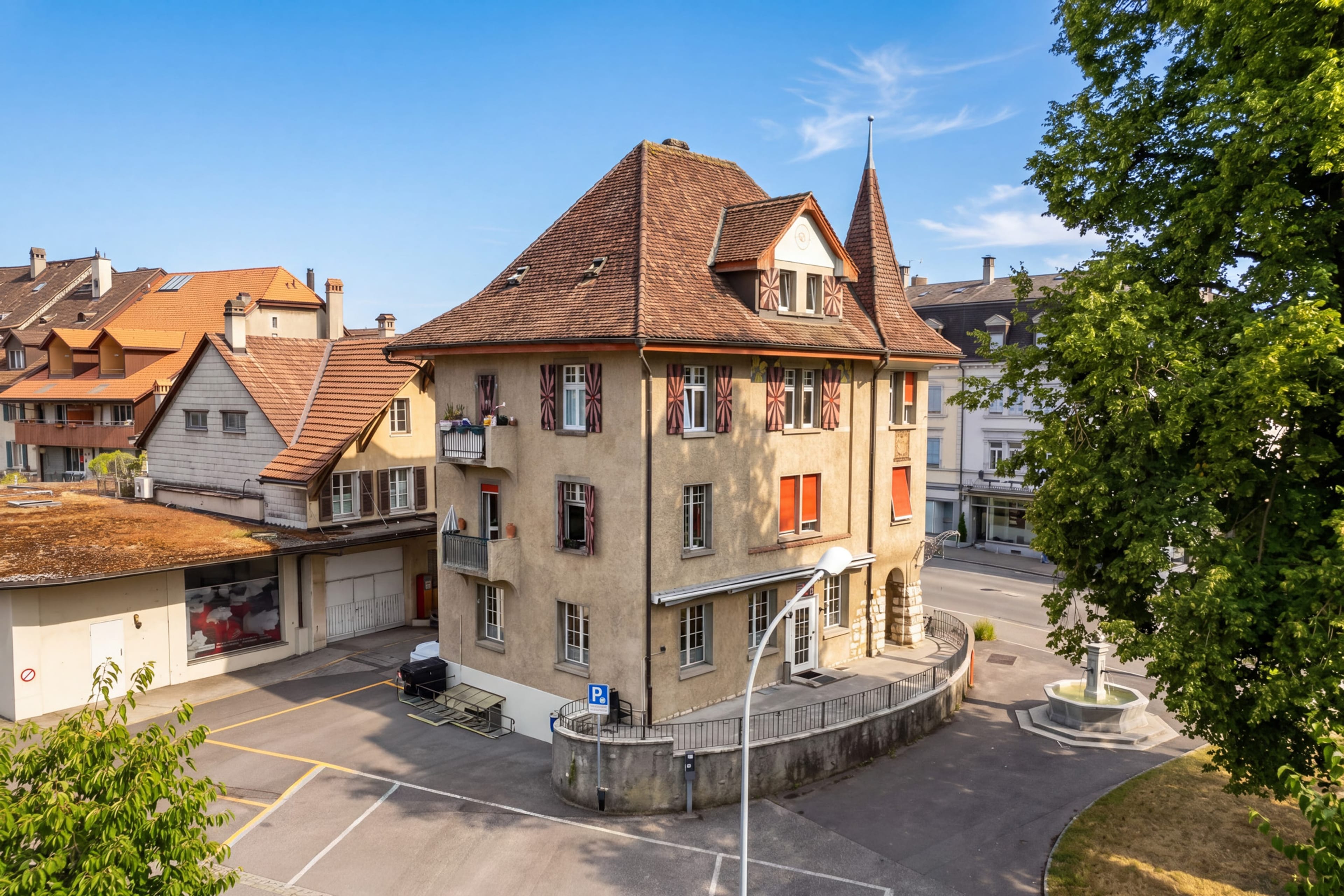 Mehrfamilienhaus mit 3 Einheiten und einem Restaurant im Zentrum von Nidau