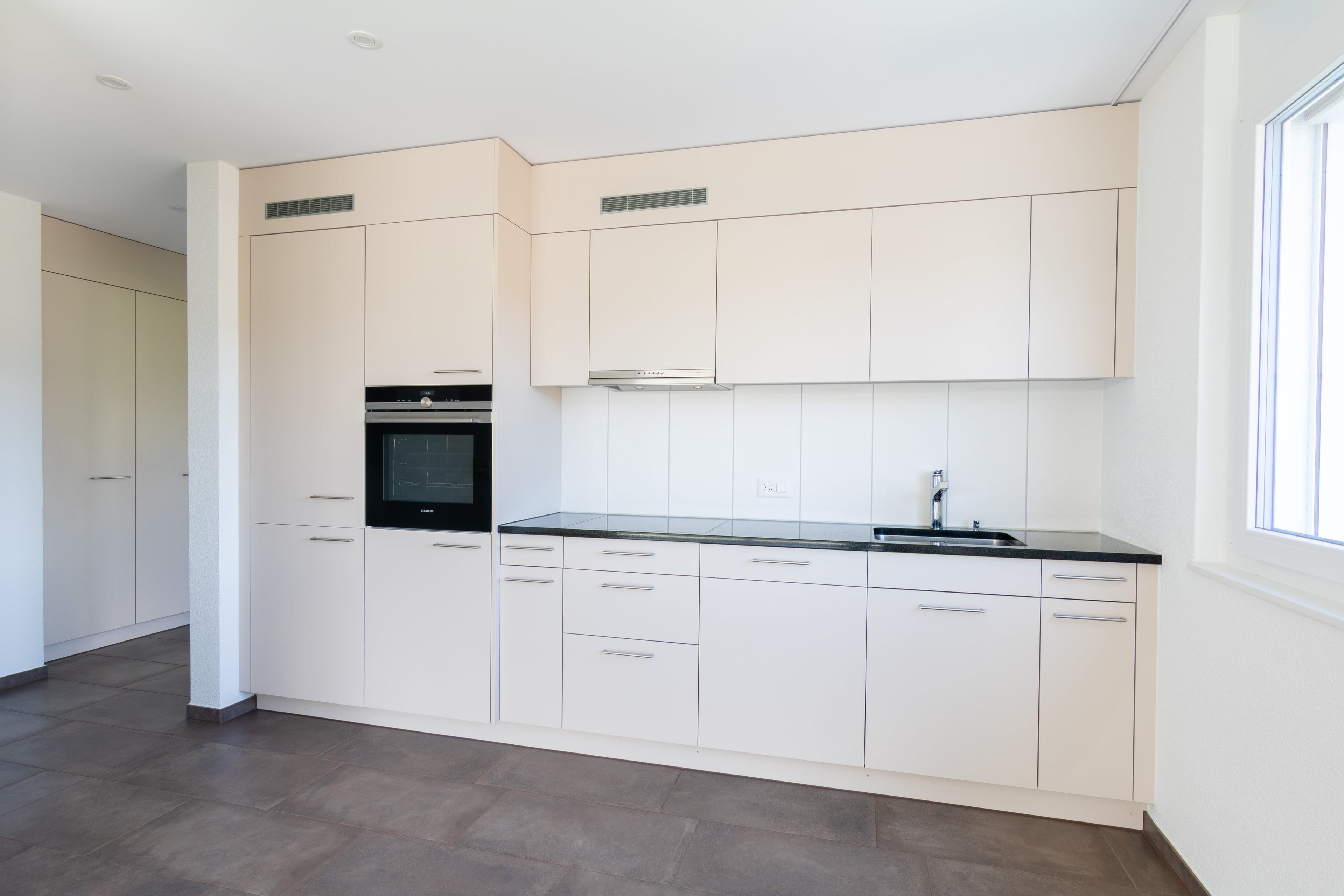 Moderne 2.5-Zimmer-Wohnung im 1. OG mit Balkon, Staffelbach - 7