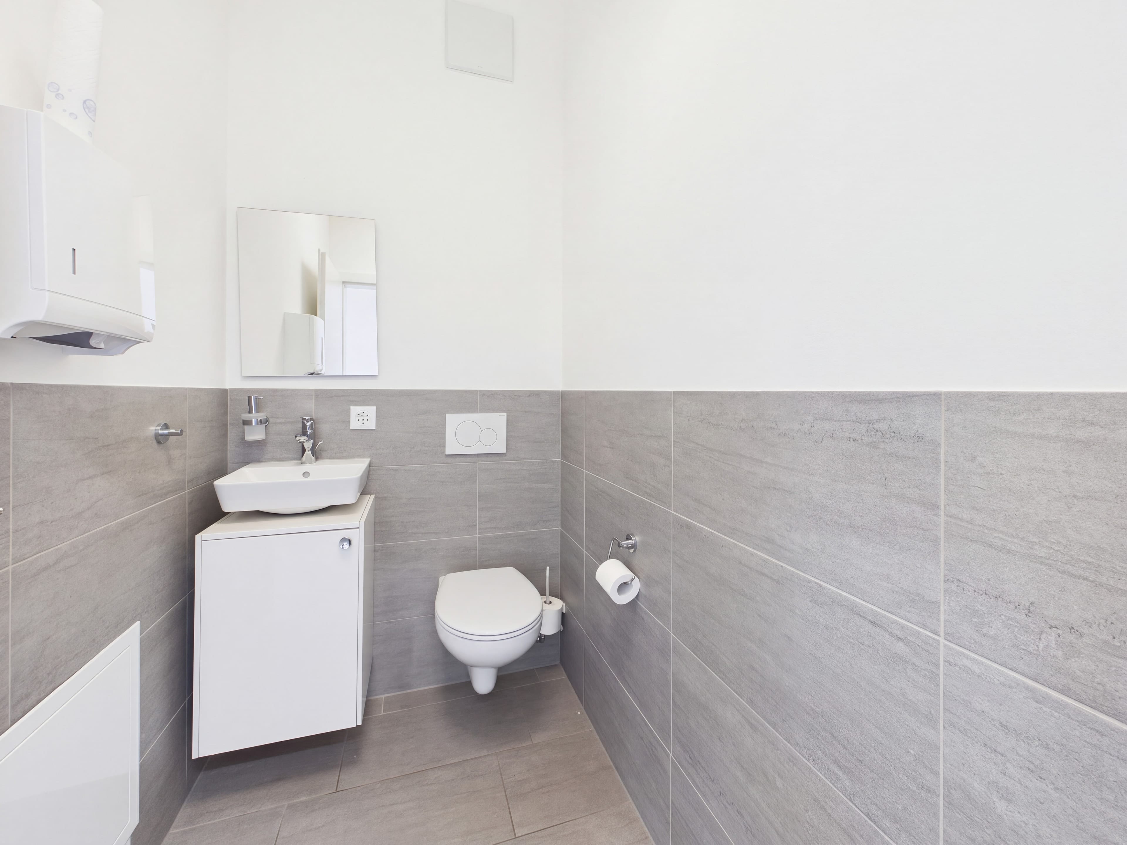 Moderne 5.5-Zimmer Büro-/Gewerbefläche in Baar mieten - 9