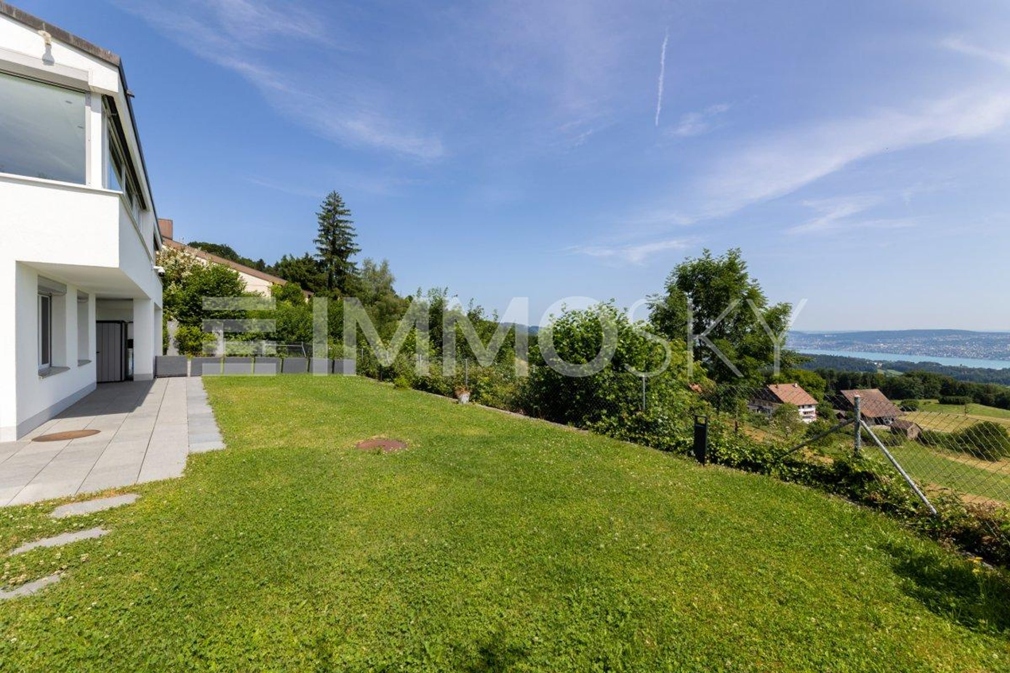 Exklusives Wohnen mit Fernblick zwischen  Himmel und Wasser - Bild 1