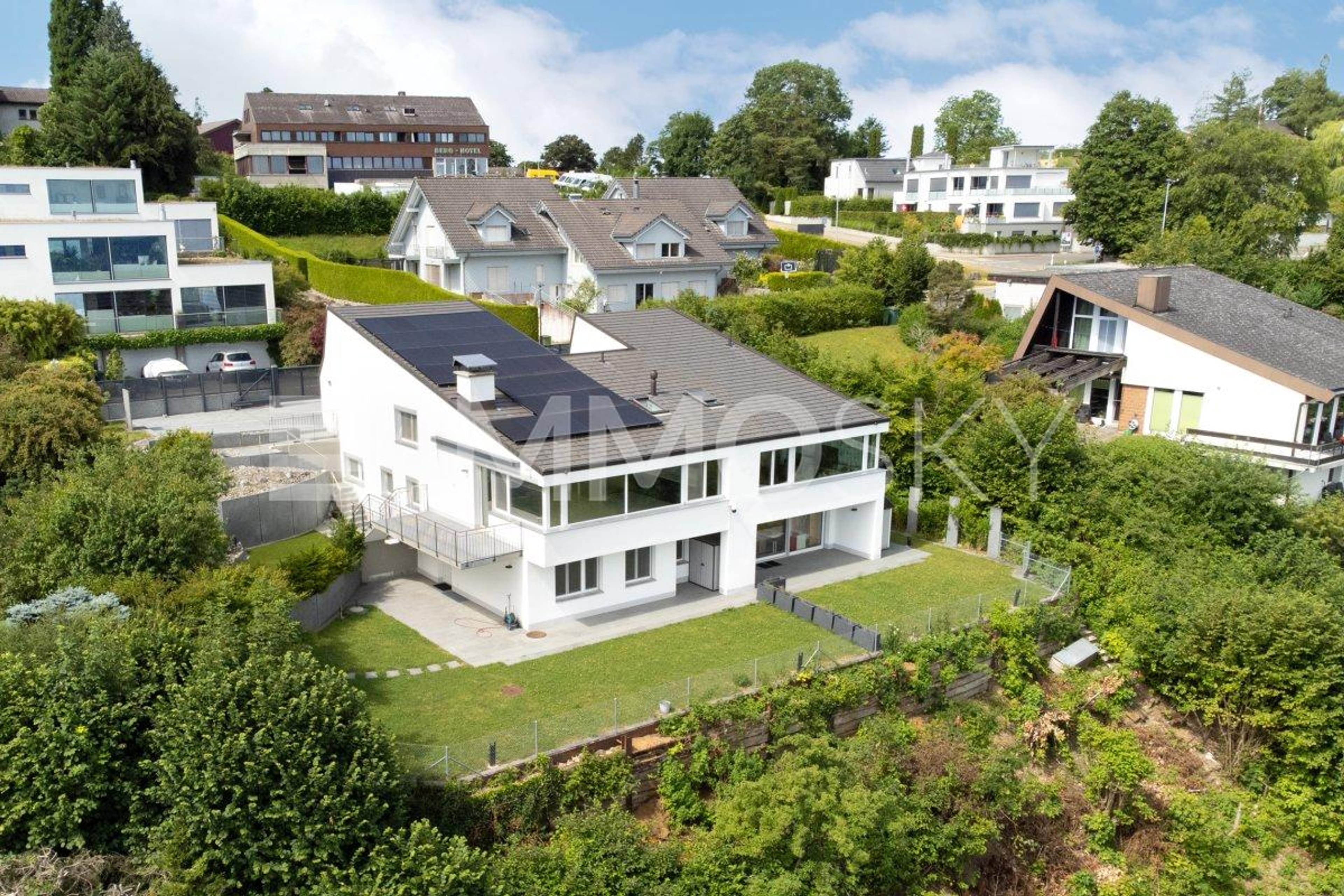 Zwei Doppelhaushälften in seiner schönsten Form - Bild 1