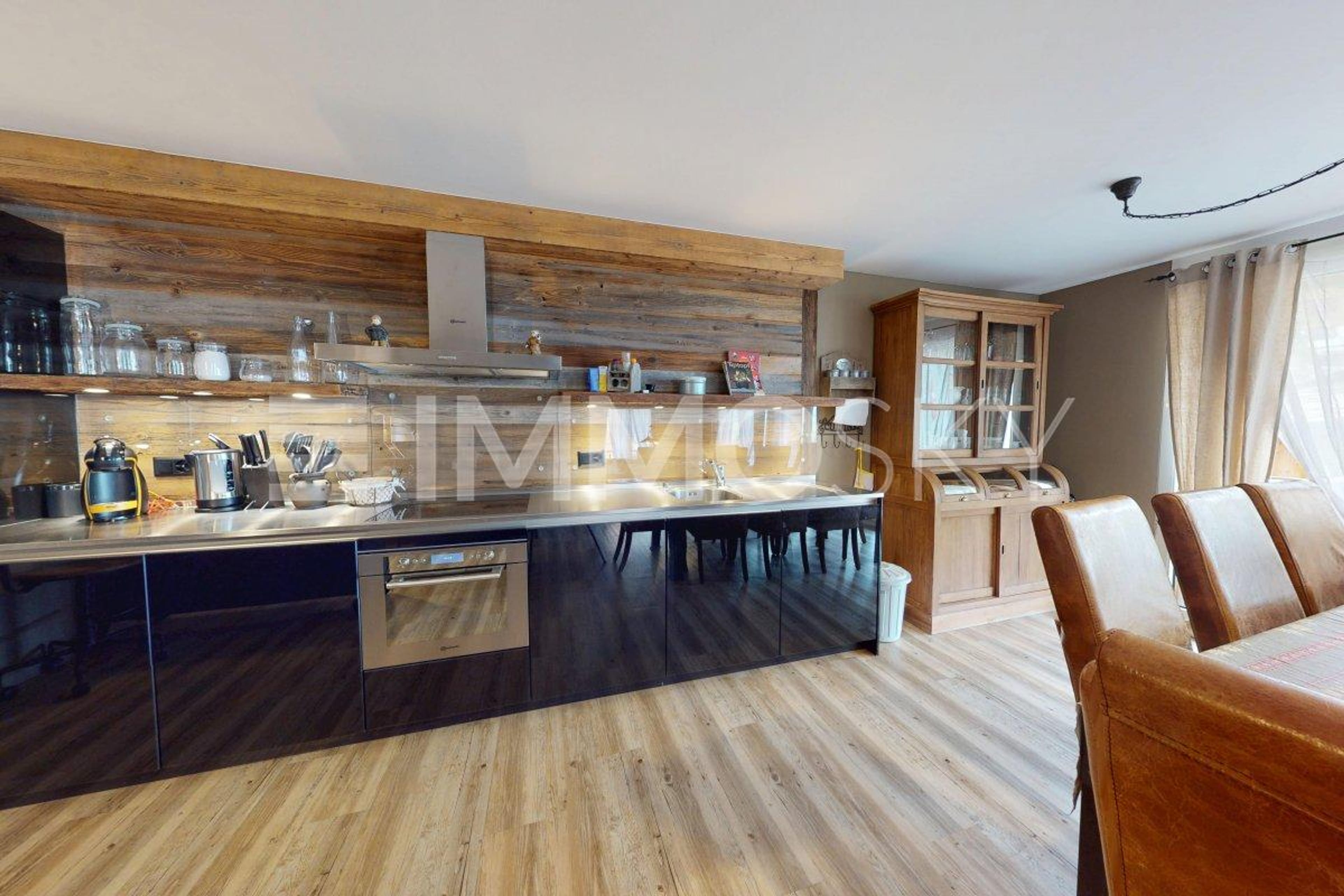 VIRTUAL TOUR: 4.5Zi Ferienwohnung - Bild 3