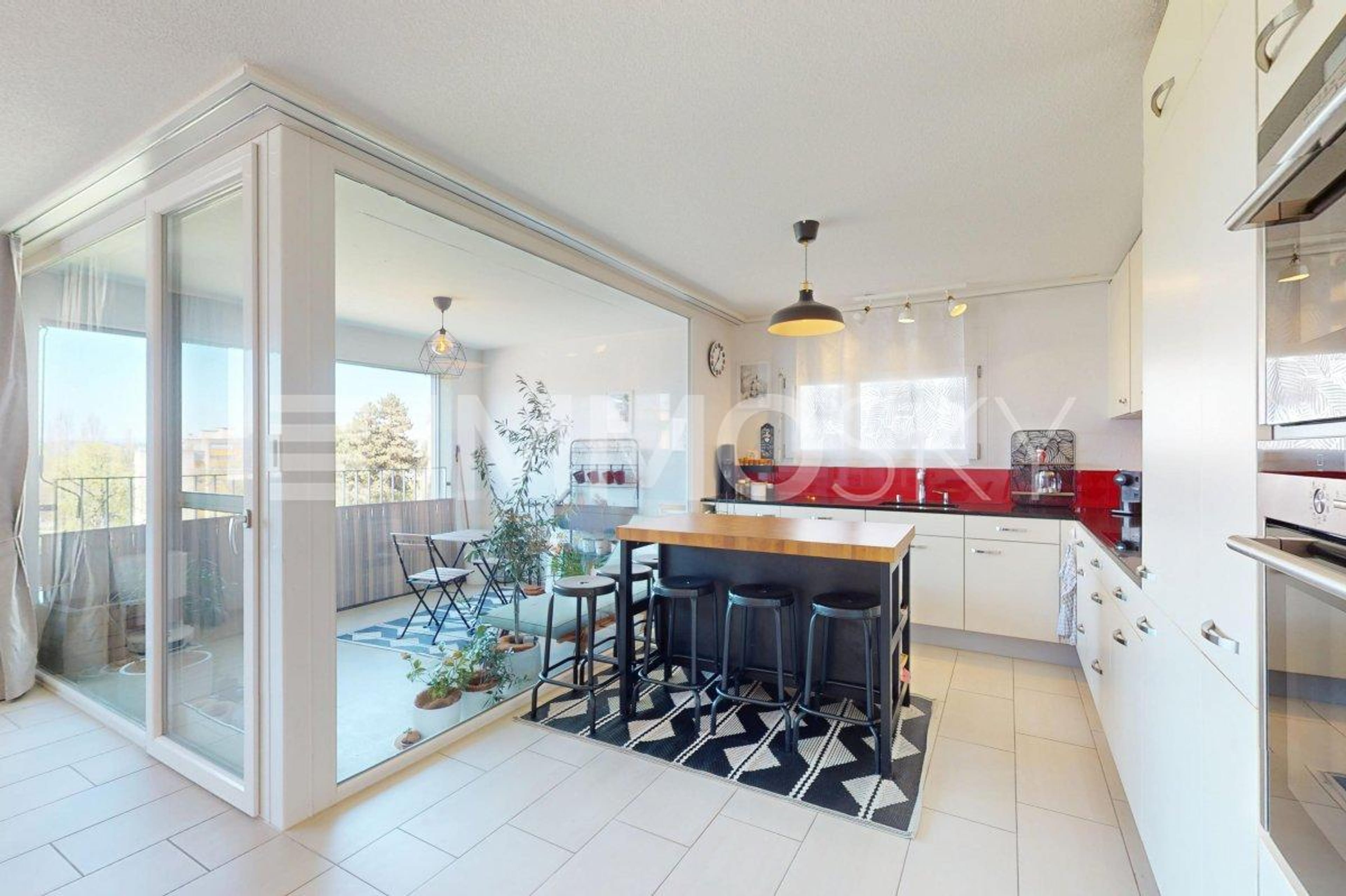 4.5 pièces lumineux avec loggia à Fribourg ! - Bild 2