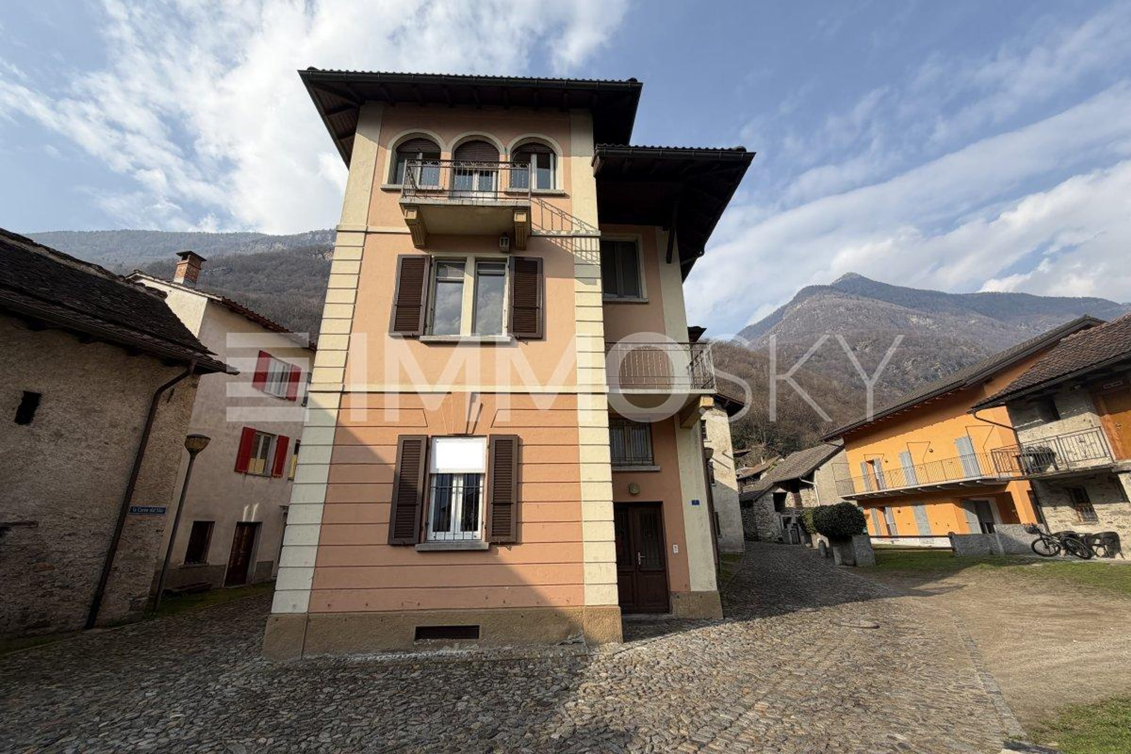 Edificio misto a Preonzo  Casa e locale commerciale - Bild 1