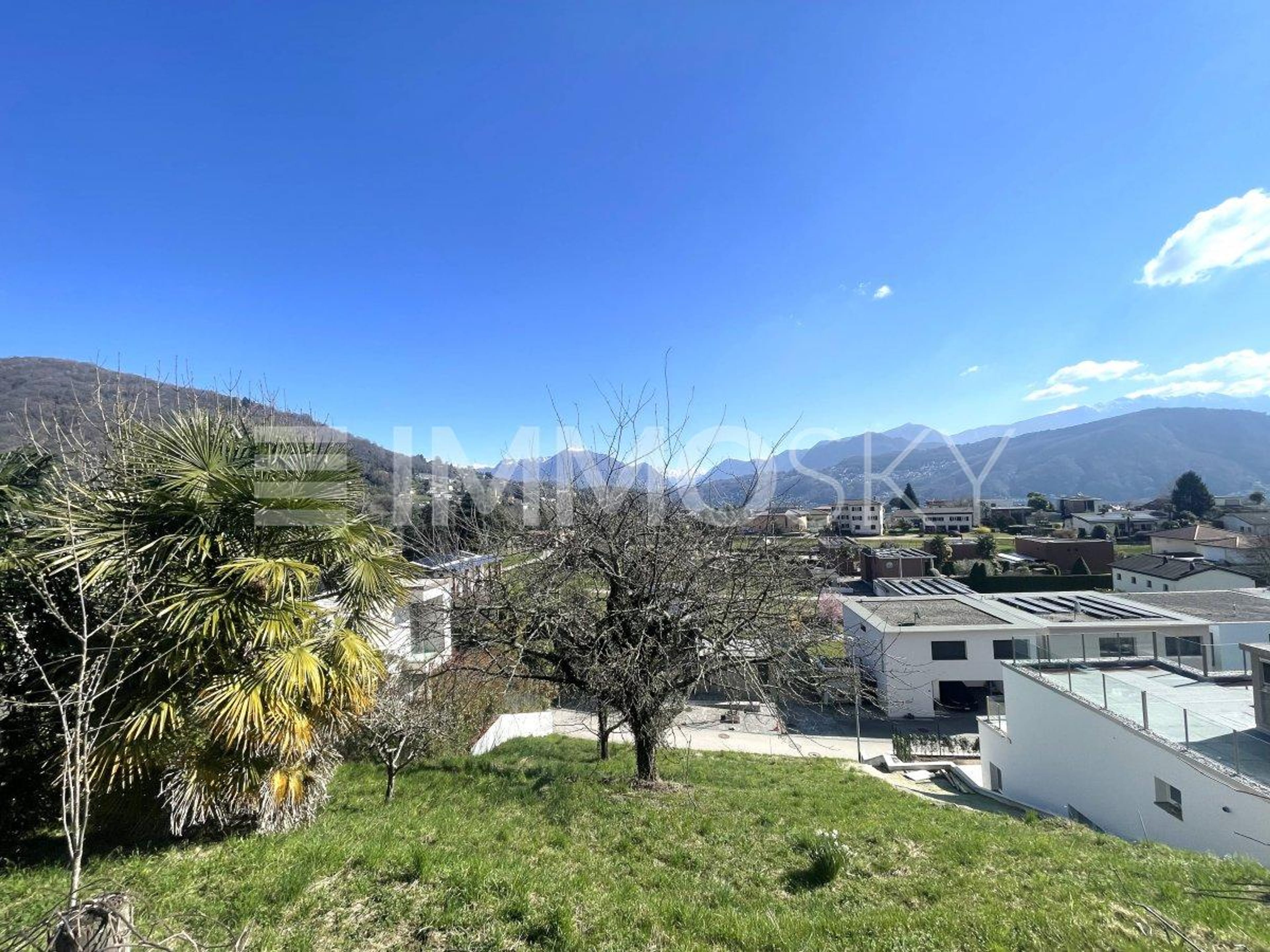 In zona soleggiata e panoramica - Bild 1