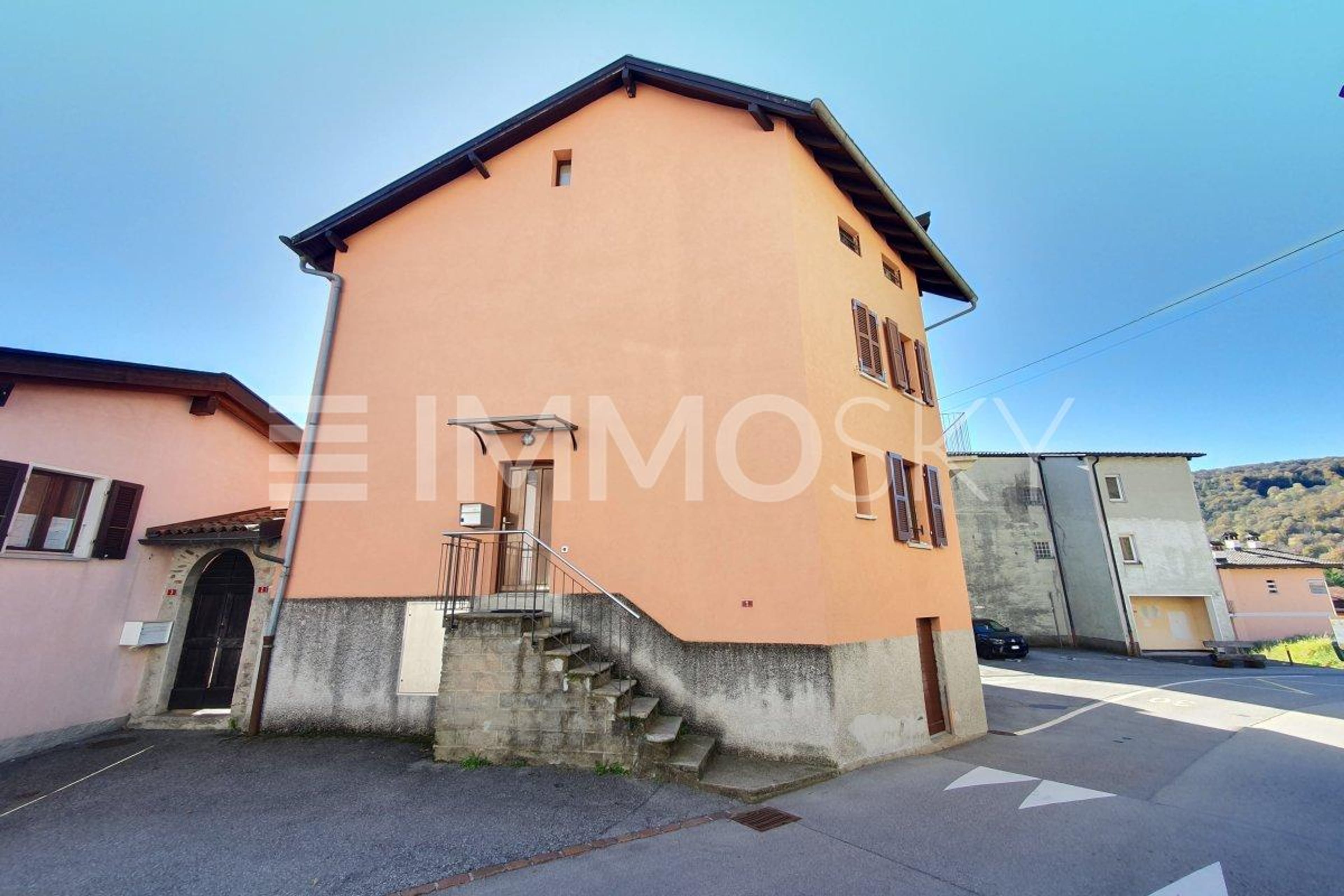 Interessante opportunità immobiliare su più livelli - Bild 1