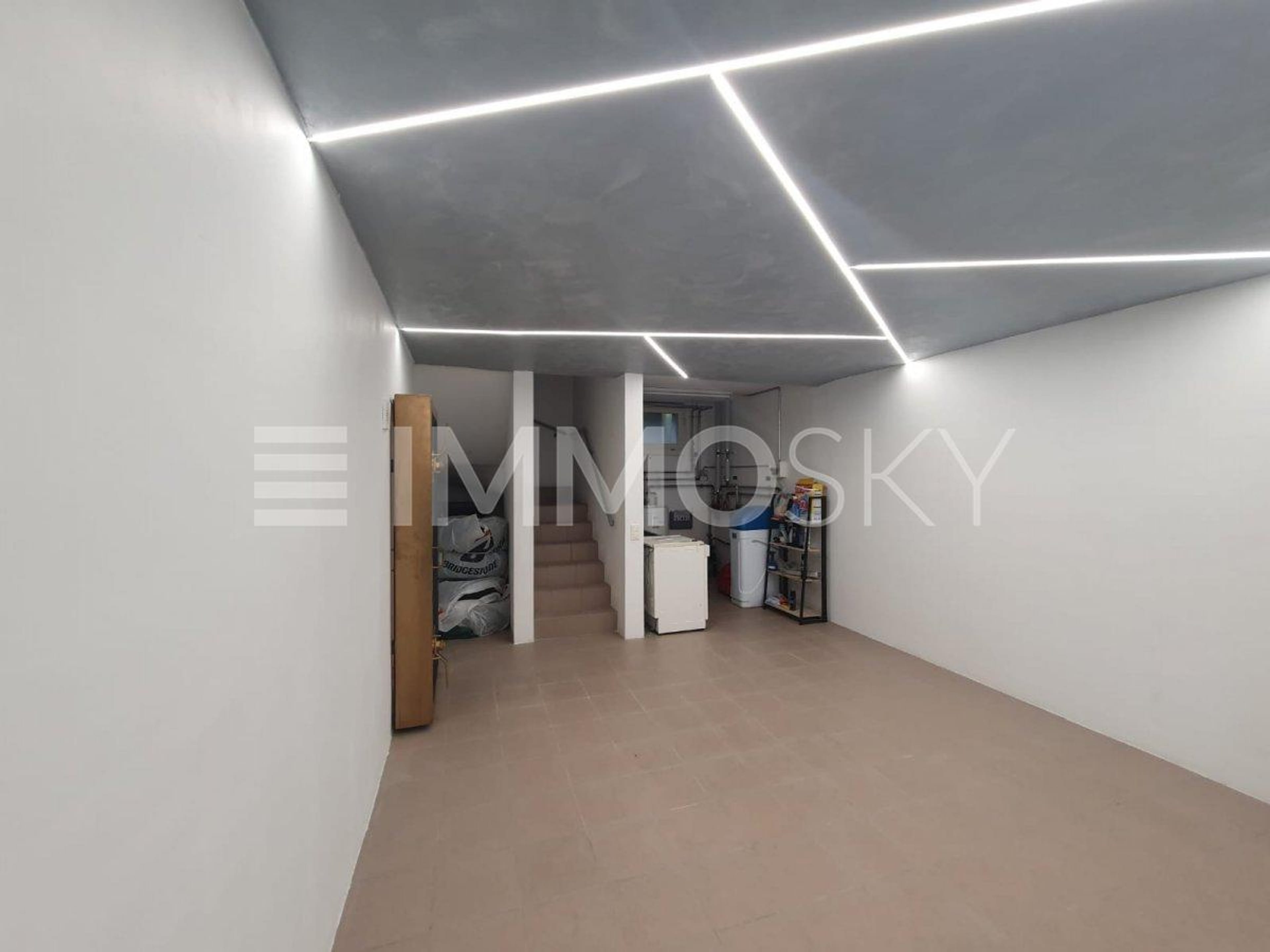 Elegante casa ad Arzo, a due passi dal confine italiano - Bild 5