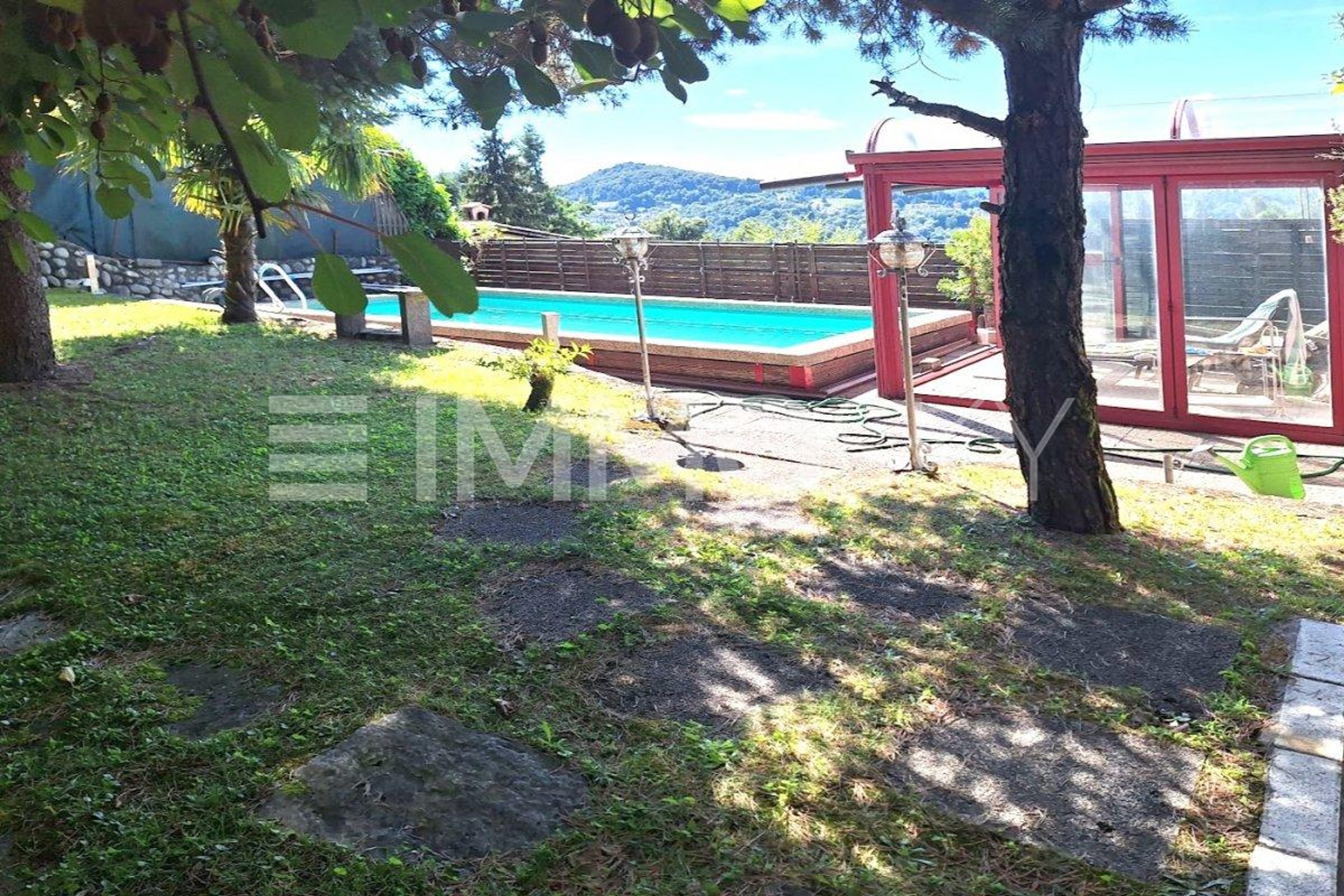 Piscina, giardino e ambienti luminosi - Bild 2