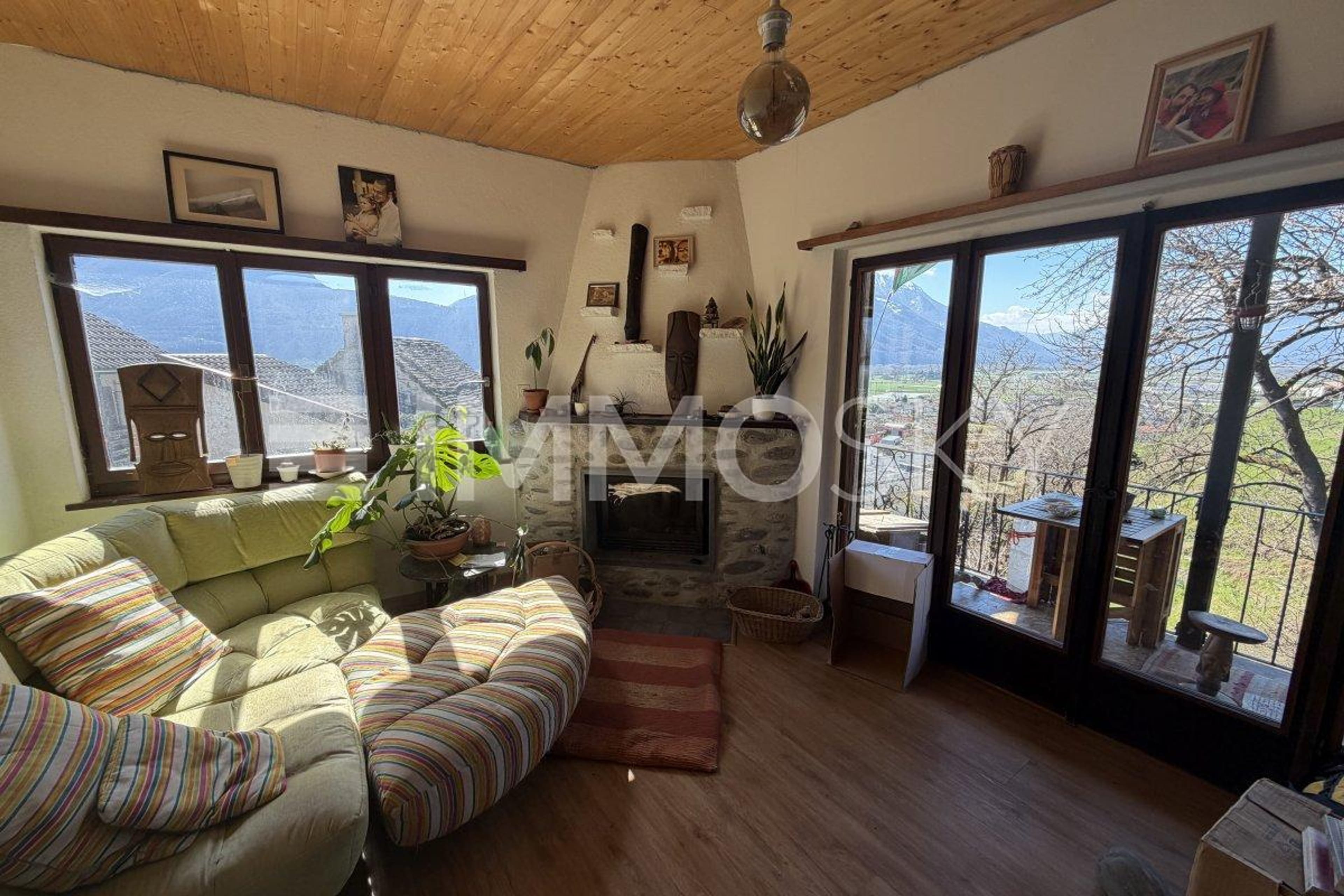 Casa con due appartamenti: vivi in uno, guadagna con laltro - Bild 3