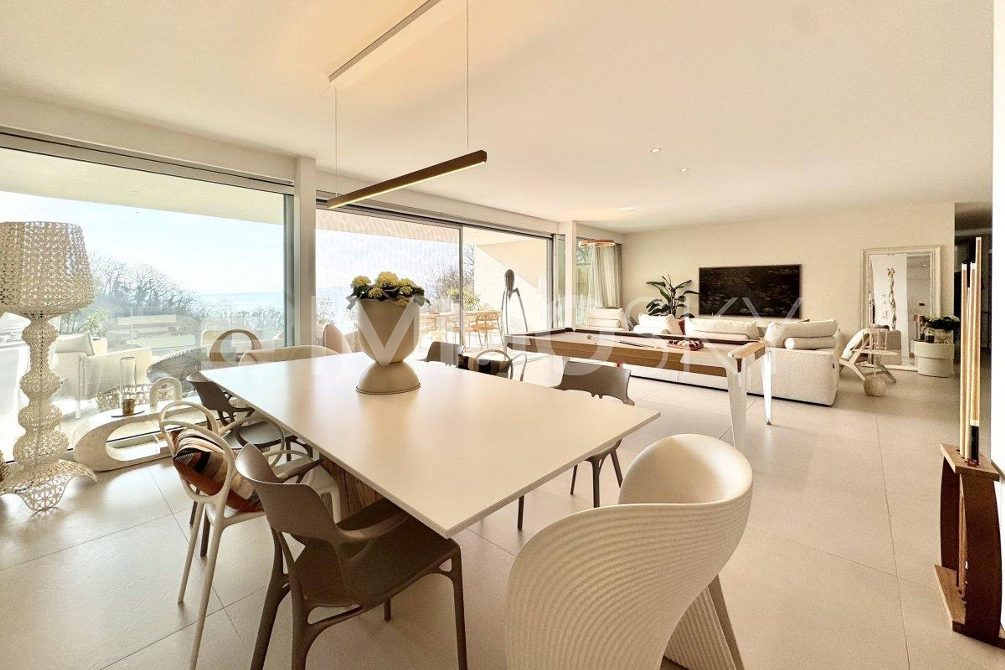 Appartement dexception avec vue lac et prestations haut de gamme - Bild 5