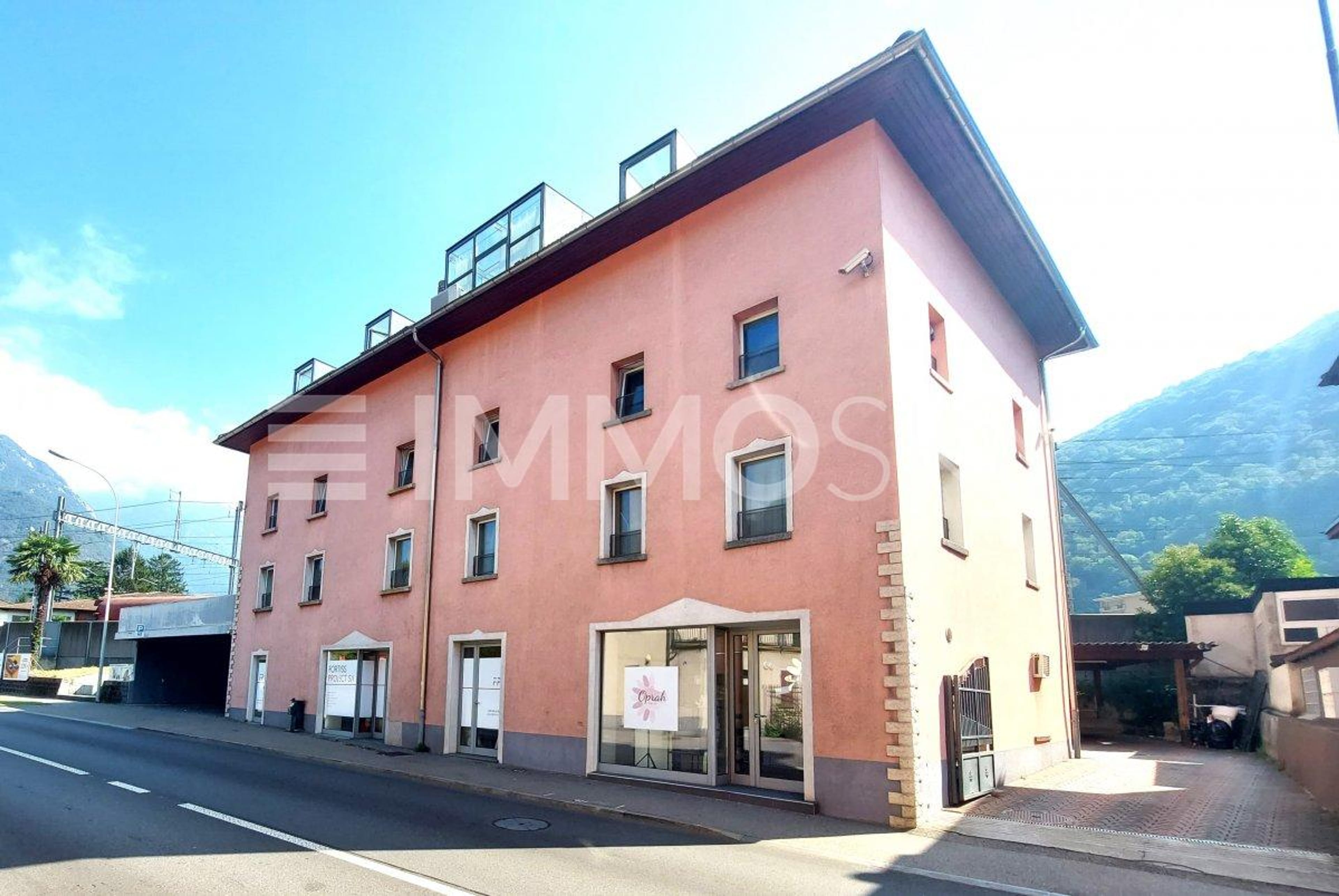 Ottimo investimento intera palazzina a reddito! - Bild 2
